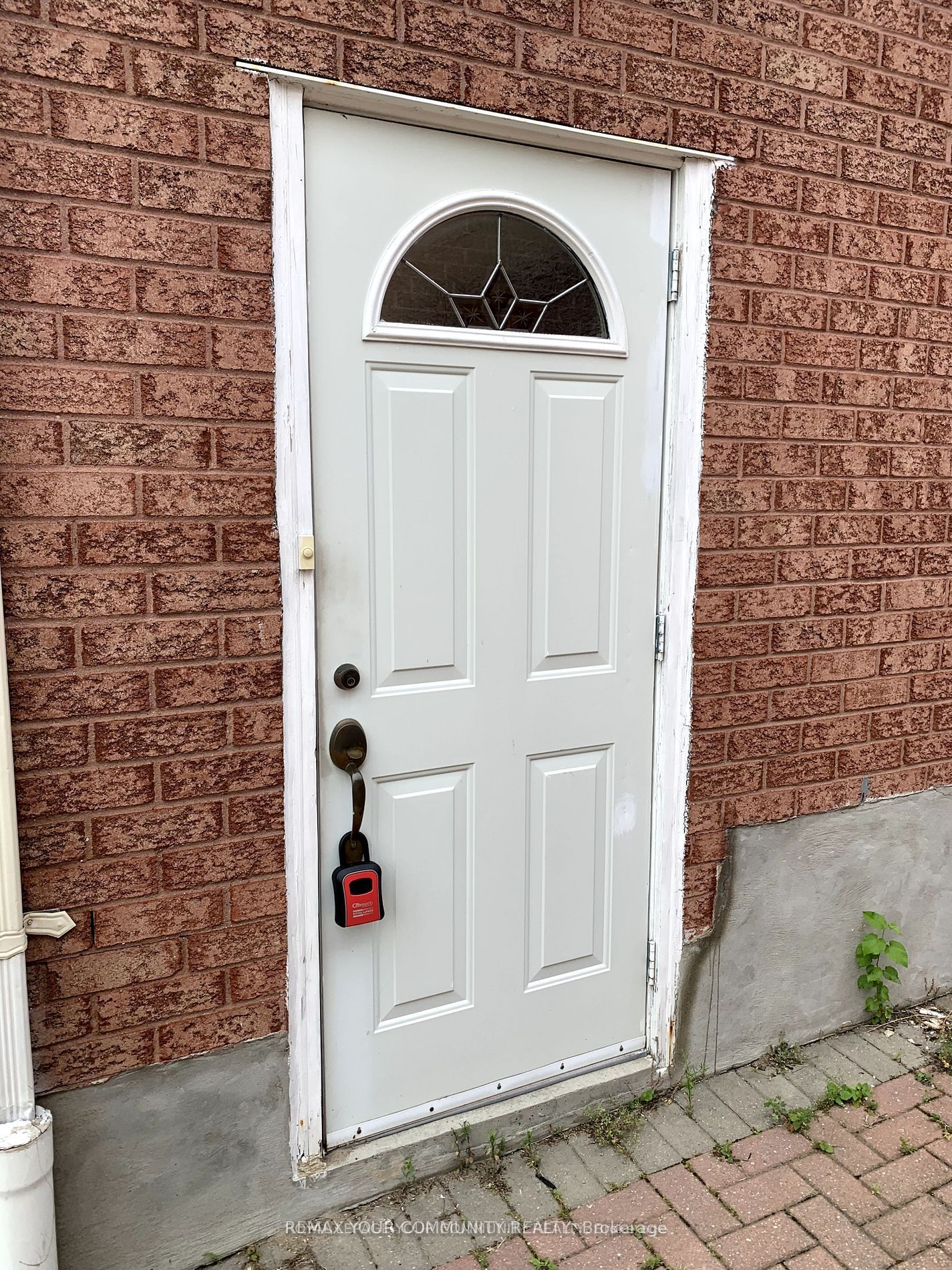 136 Dina Road BSMT, Vaughan, ON L6A 1L3 photo 2