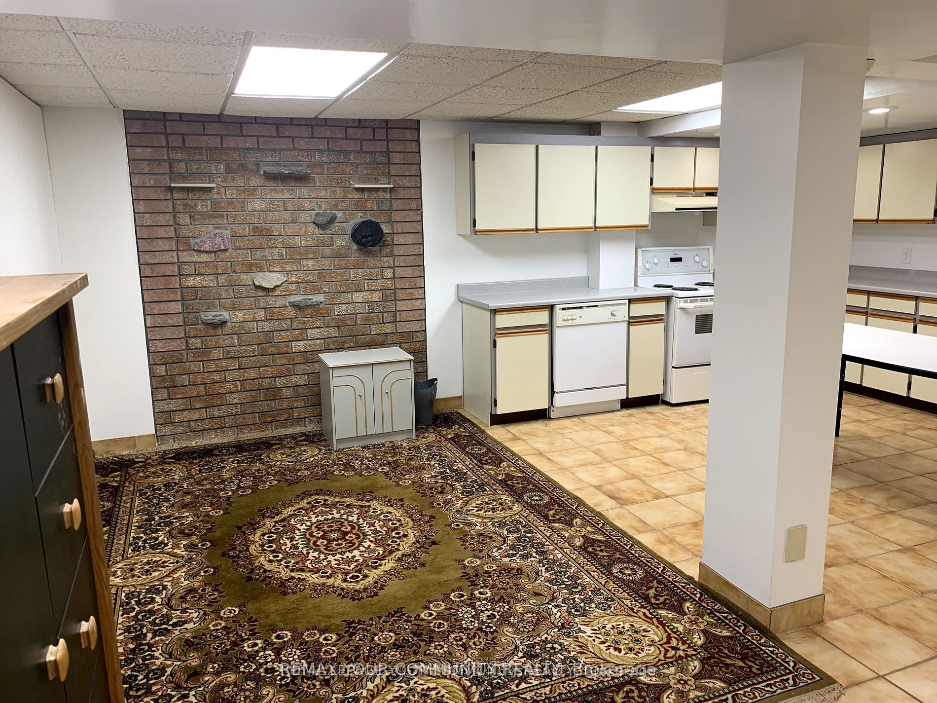 136 Dina Road BSMT, Vaughan, ON L6A 1L3 photo 4