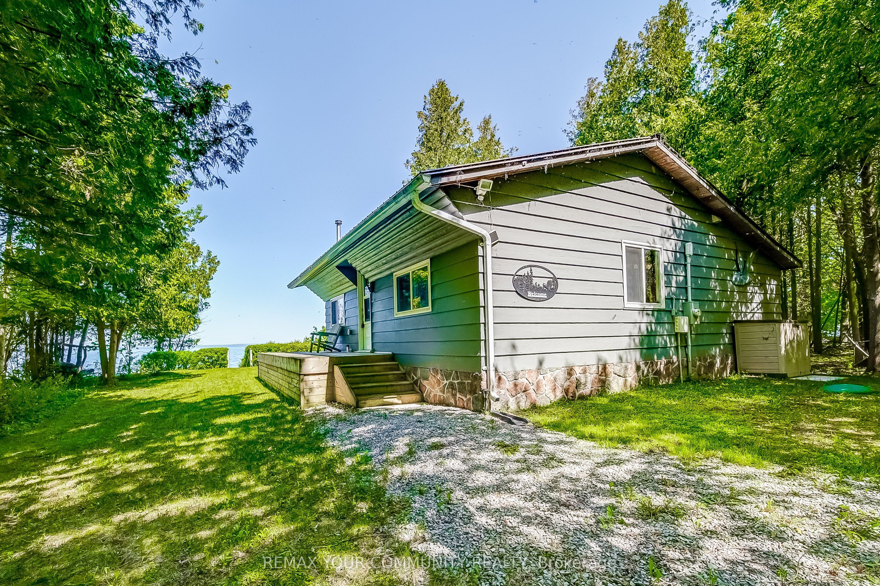 1623 Chief Joseph Snake Road, Georgina Islands, ON L0E 1R0 photo 2