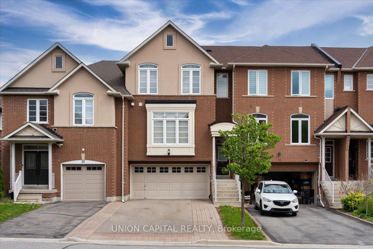 18 Honeywood Road, Vaughan, ON L4J 9C2