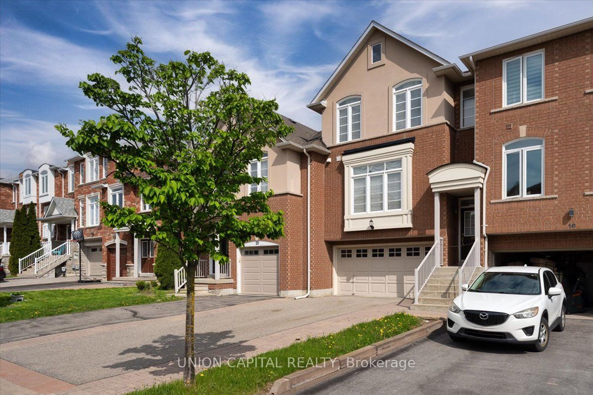 18 Honeywood Road, Vaughan, ON L4J 9C2 photo 2