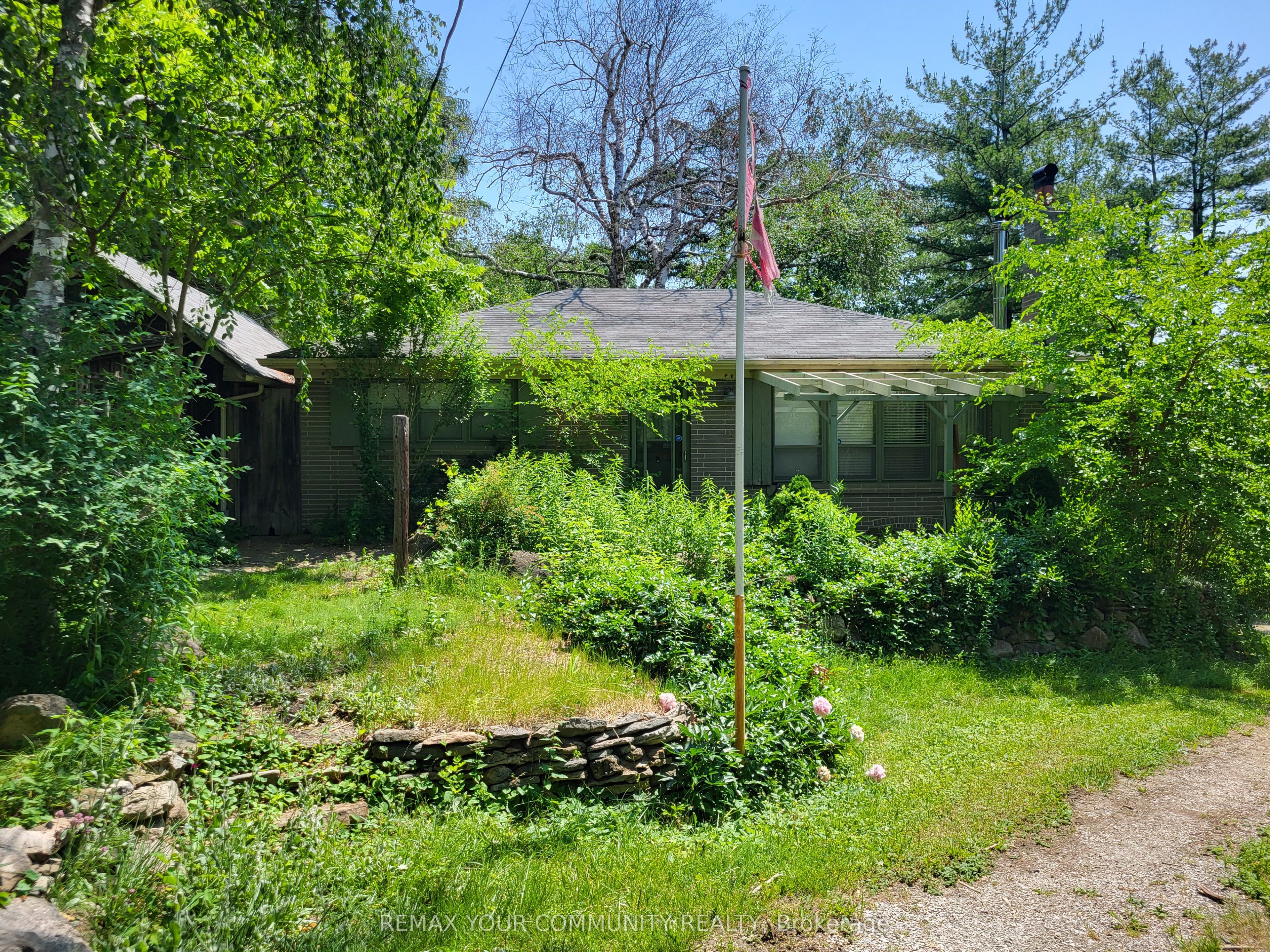11419 Bathurst Street, Richmond Hill, ON L4S 1J9 photo 3