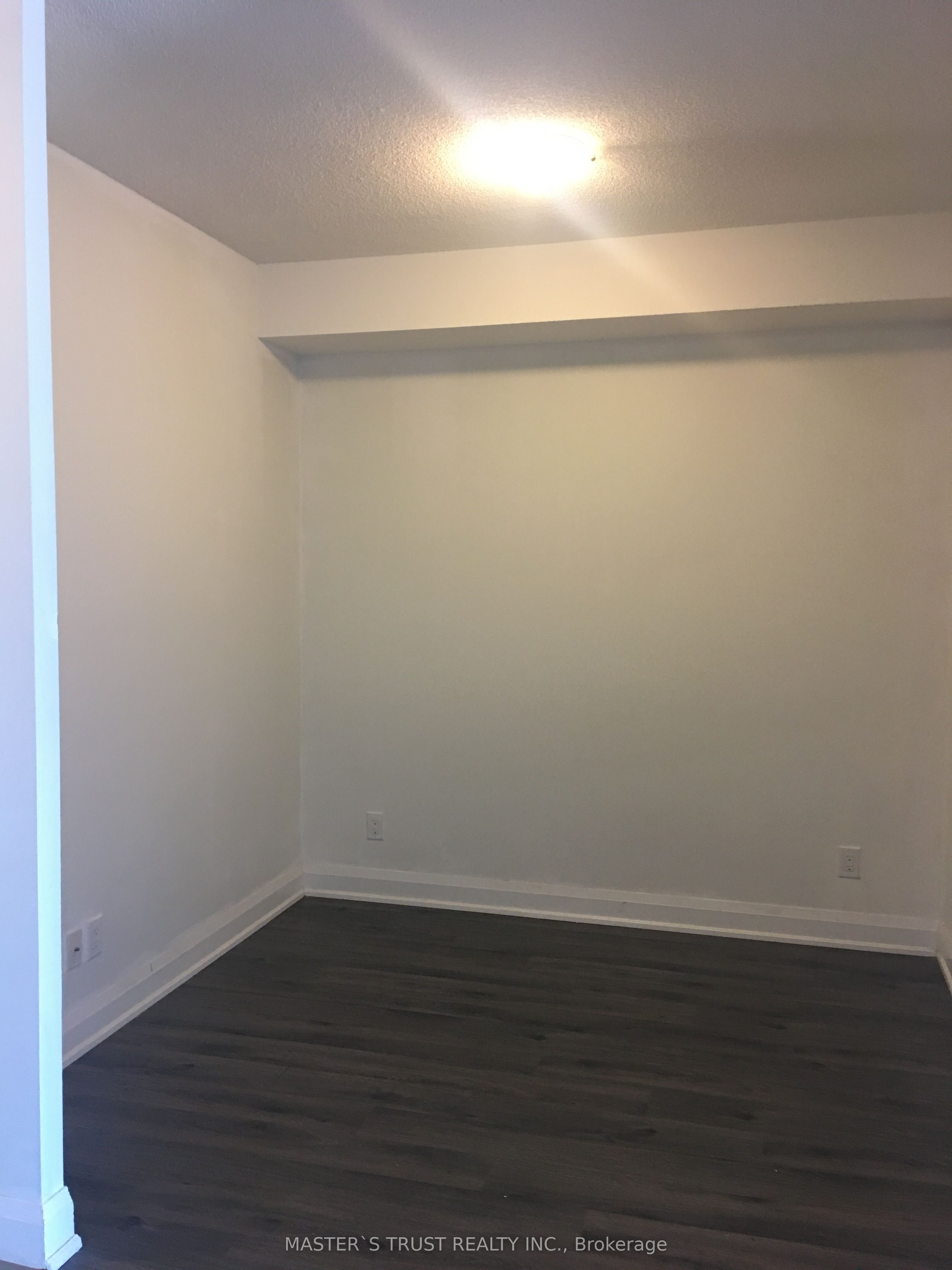8228 Birchmount Road 621, Markham, ON L3R 1A6 photo 5