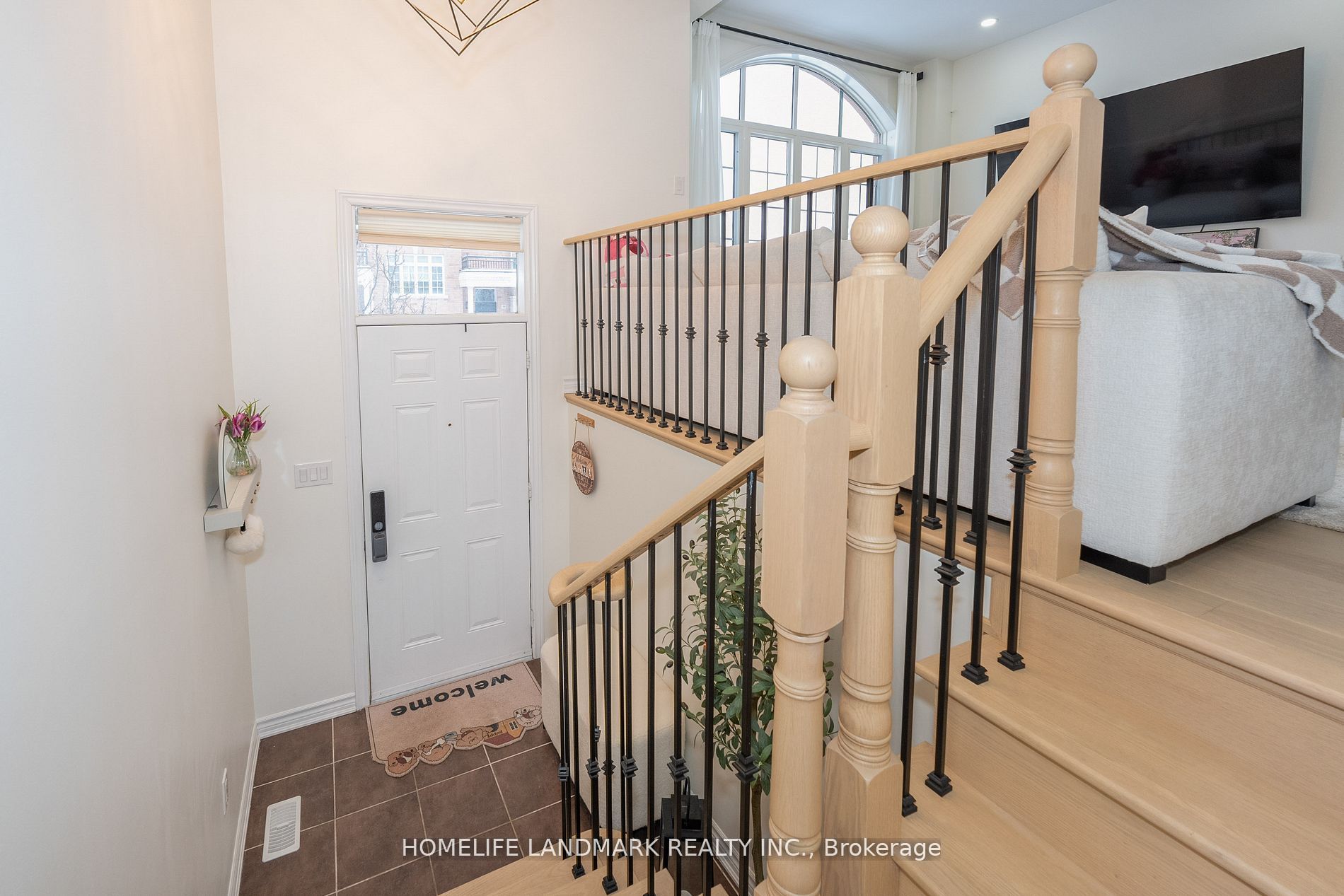 8777 Dufferin Street 51, Vaughan, ON L4J 8W3 photo 5