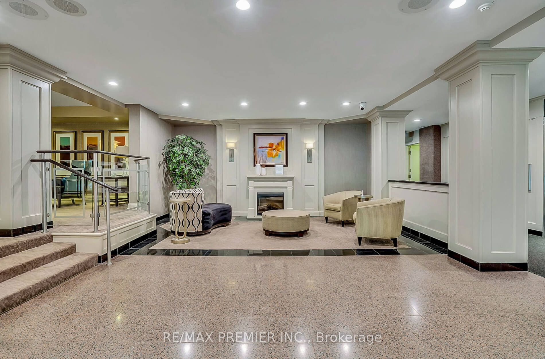 7440 Bathurst Street 1614, Vaughan, ON L4J 7K8 photo 5