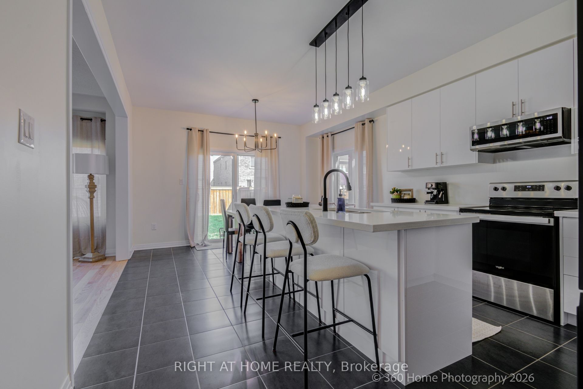 1302 Broderick Street, Innisfil, ON L9S 0P6 photo 3