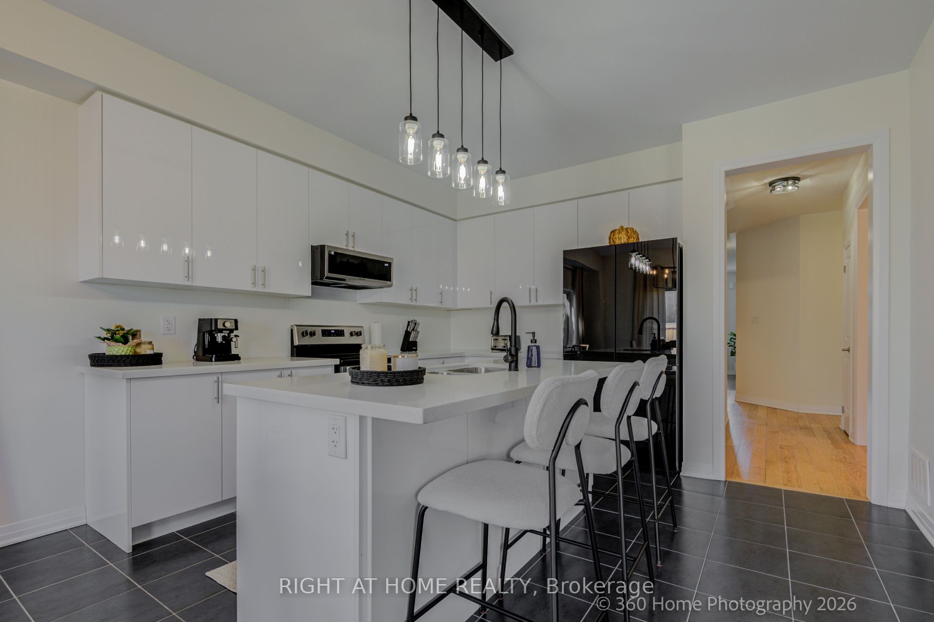 1302 Broderick Street, Innisfil, ON L9S 0P6 photo 5