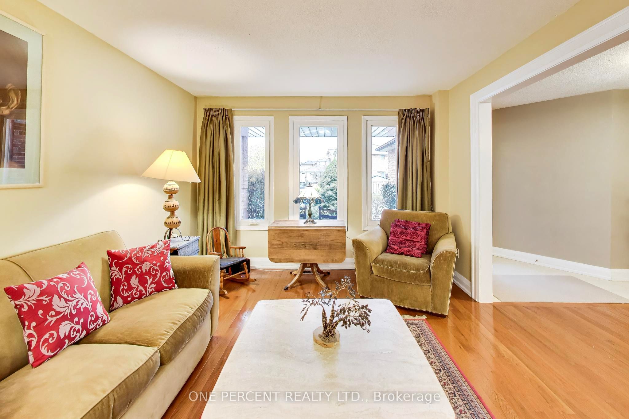 96 Brookmill Drive, Vaughan, ON L4J 6K5 photo 3
