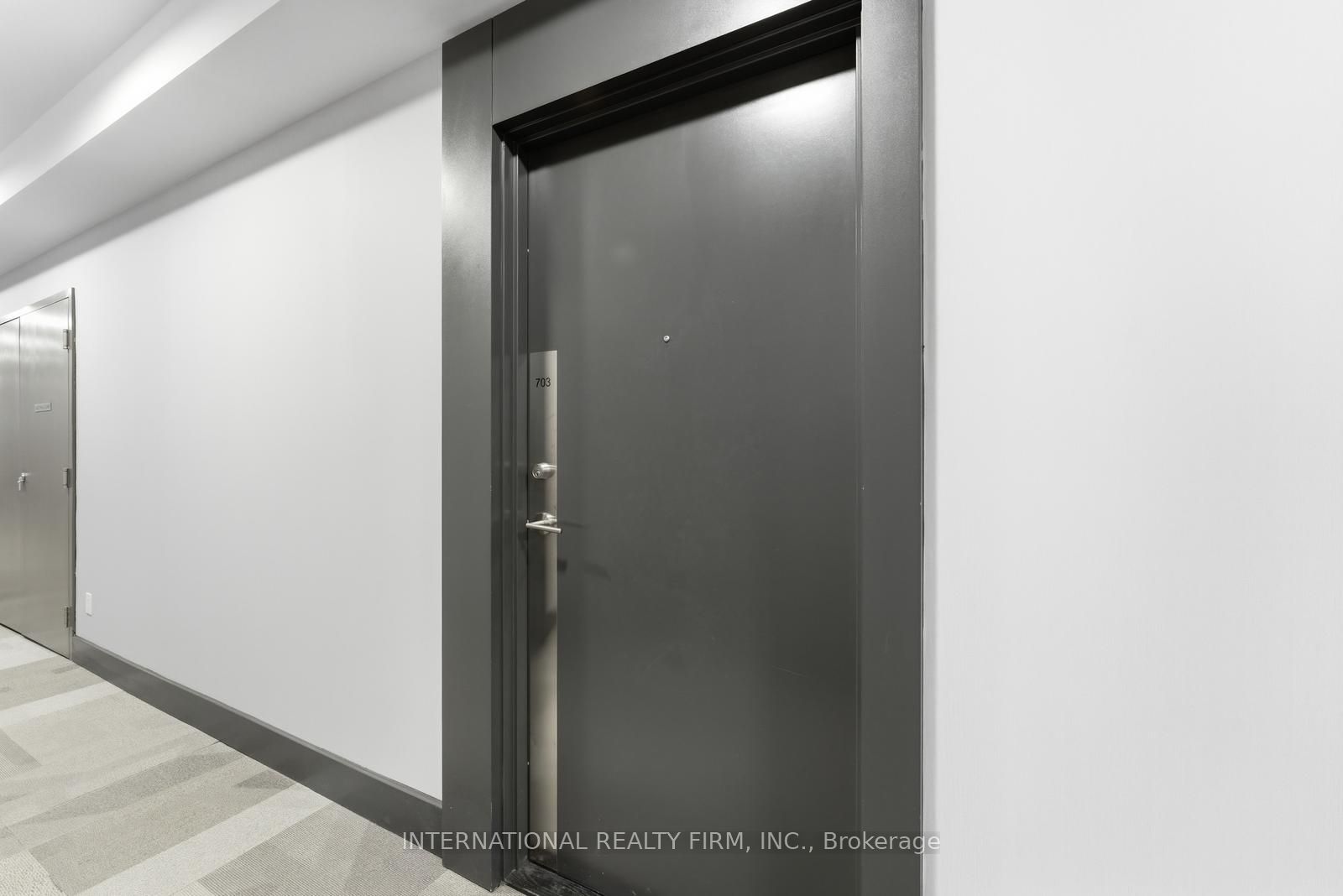 7895 Jane Street 703, Vaughan, ON L4K 0K2 photo 5