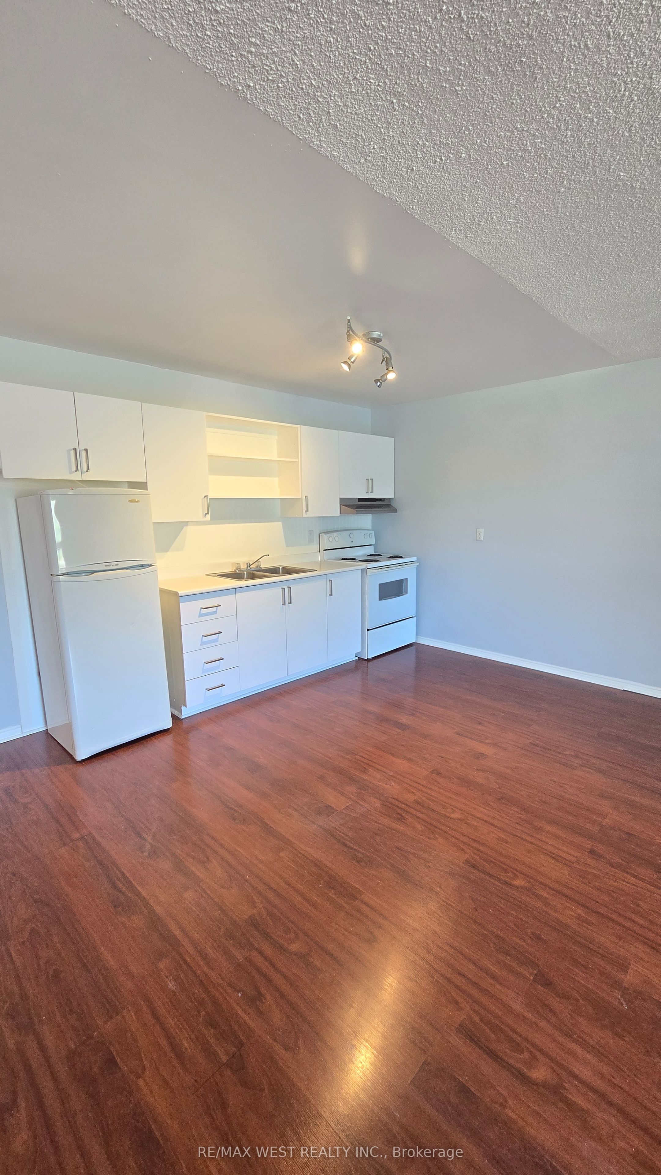 1270 Maple Road 2, Innisfil, ON L0L 1C0 photo 5