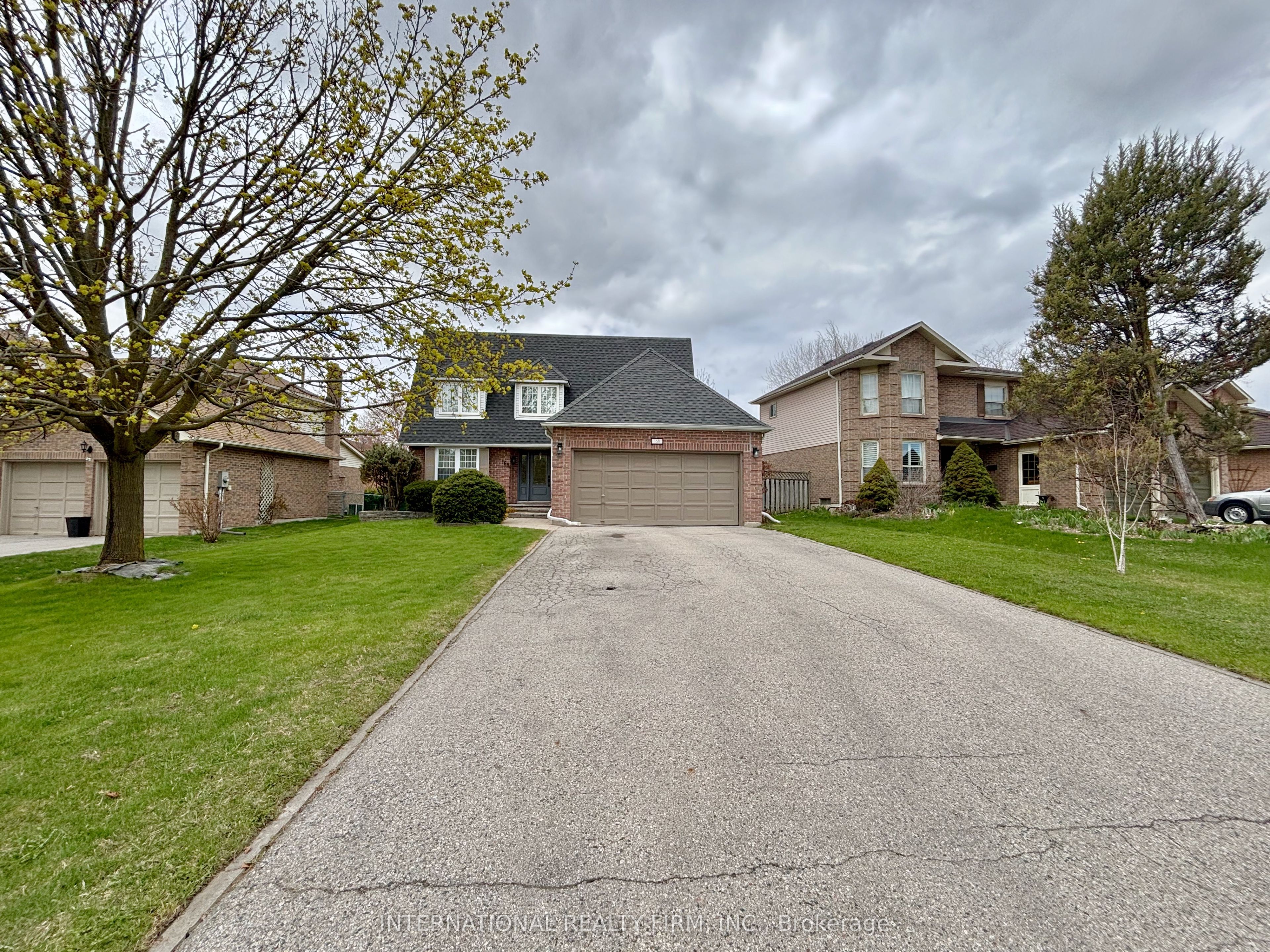 168 Willow Lane, Newmarket, ON L3Y 4J3 photo 2