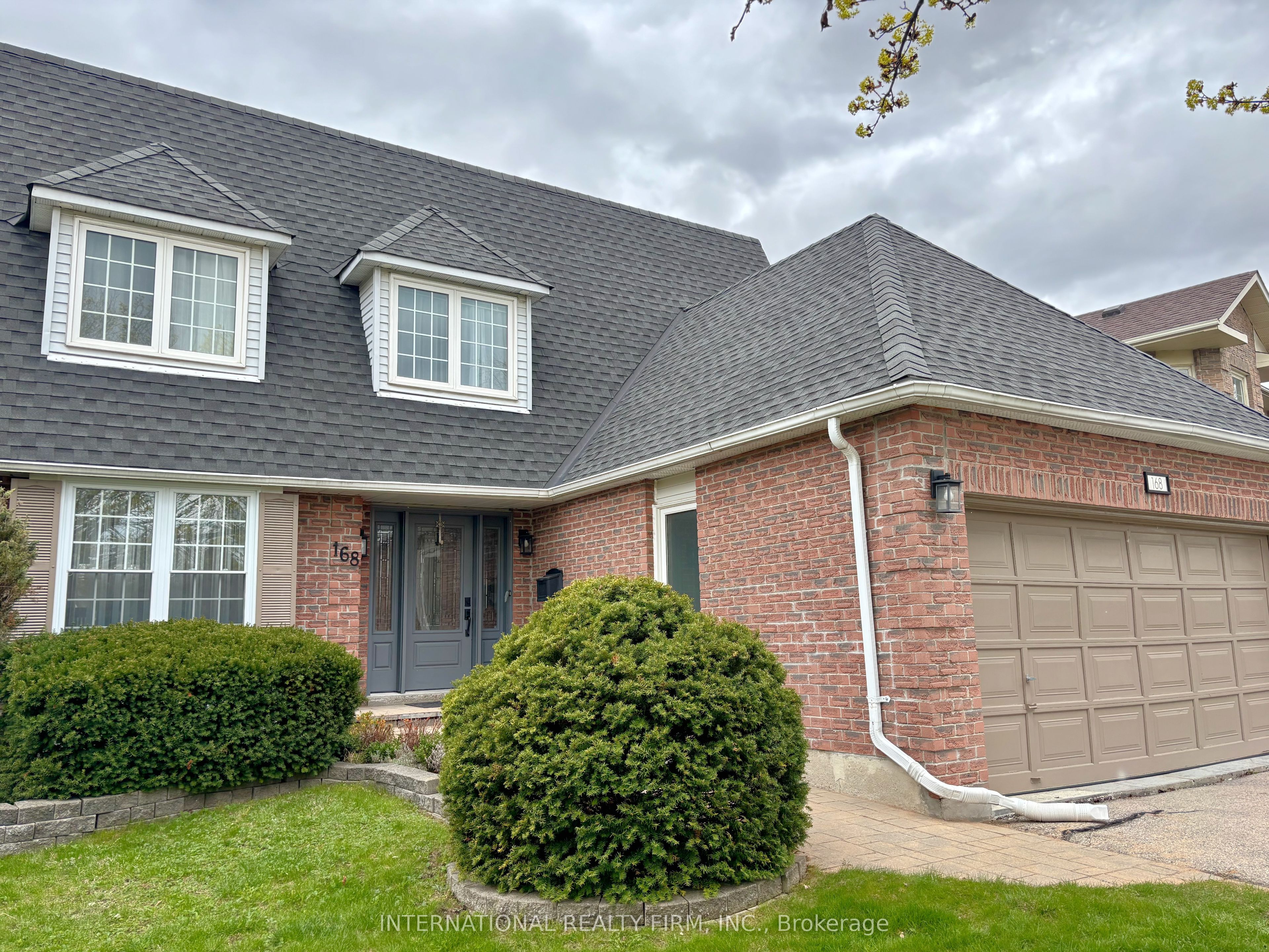 168 Willow Lane, Newmarket, ON L3Y 4J3 photo 3