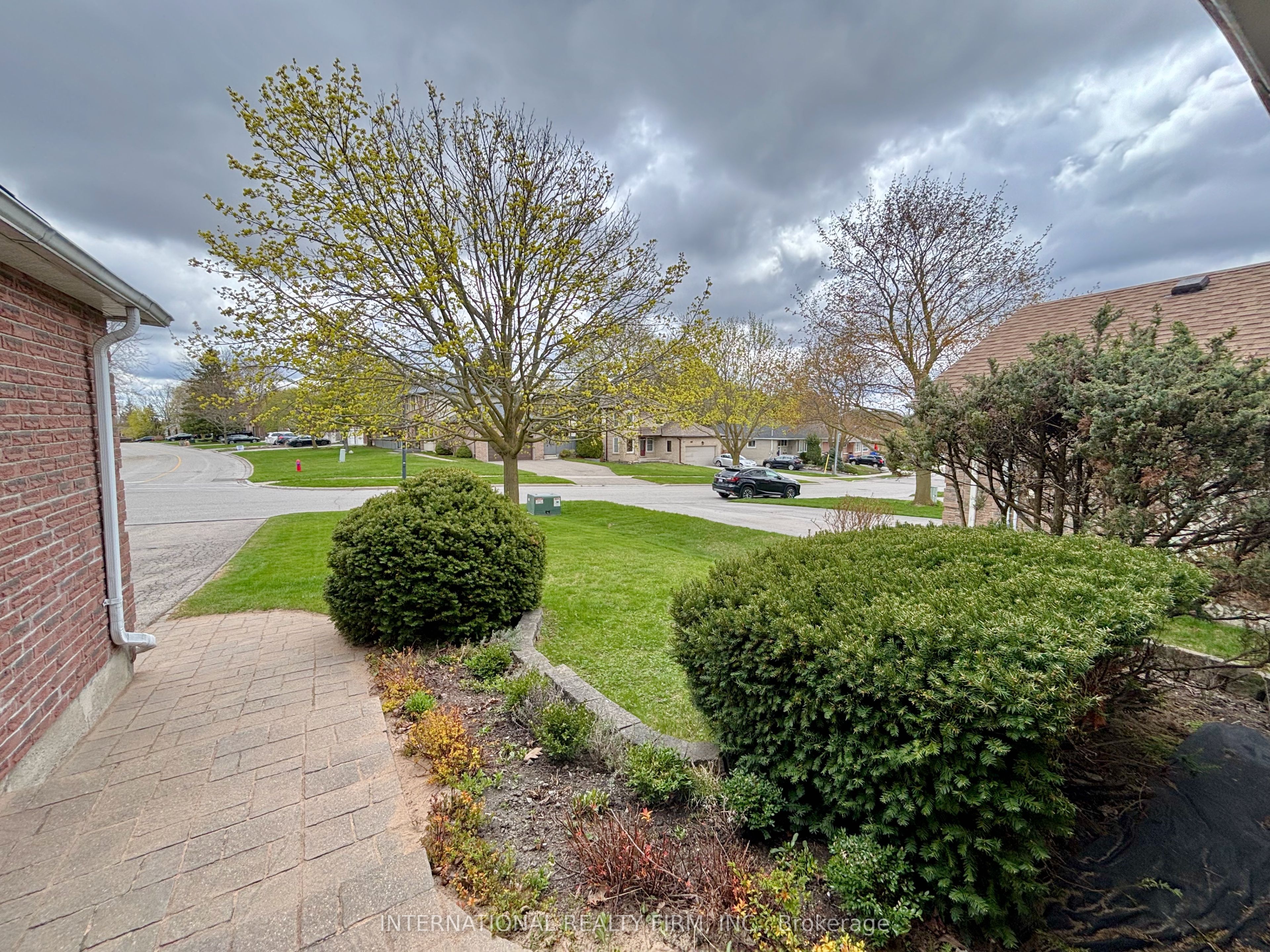 168 Willow Lane, Newmarket, ON L3Y 4J3 photo 5