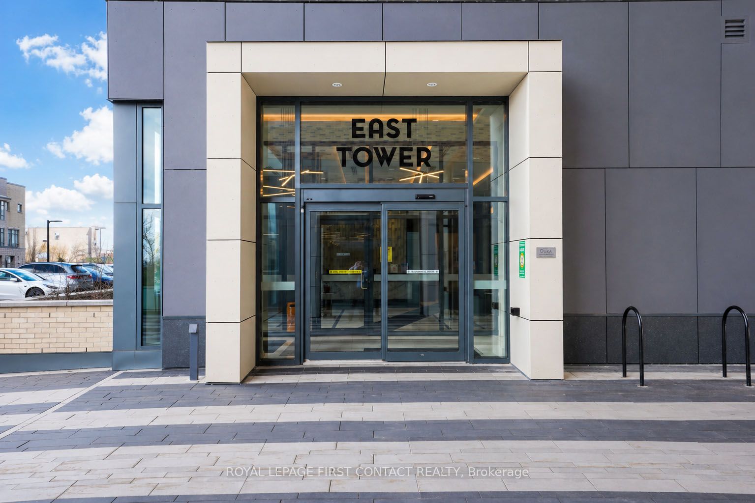 100 Eagle Rock Way 407, Vaughan, ON L6A 5B9 photo 4