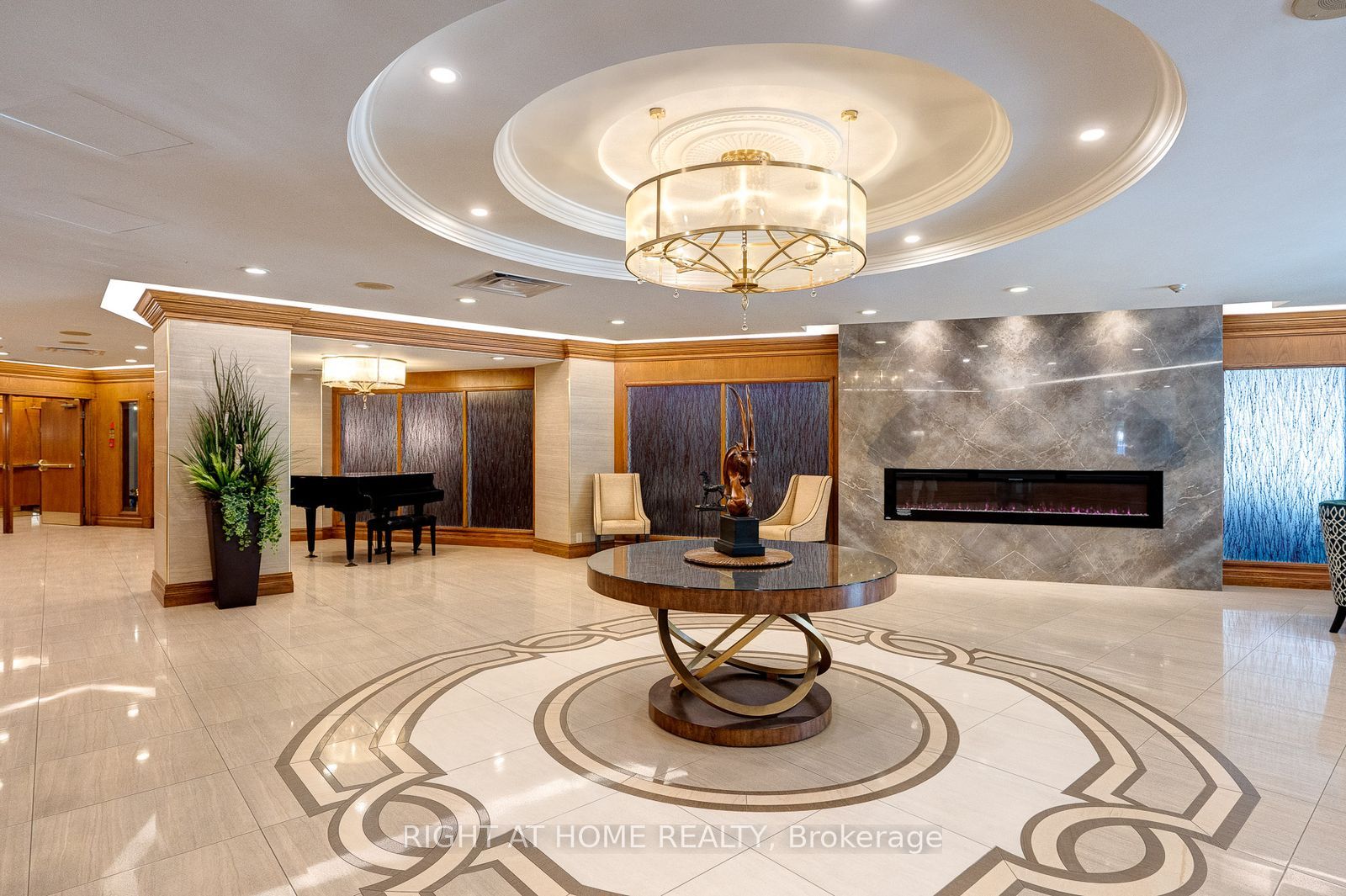 610 Bullock Drive 1116, Markham, ON L3R 0G1 photo 4