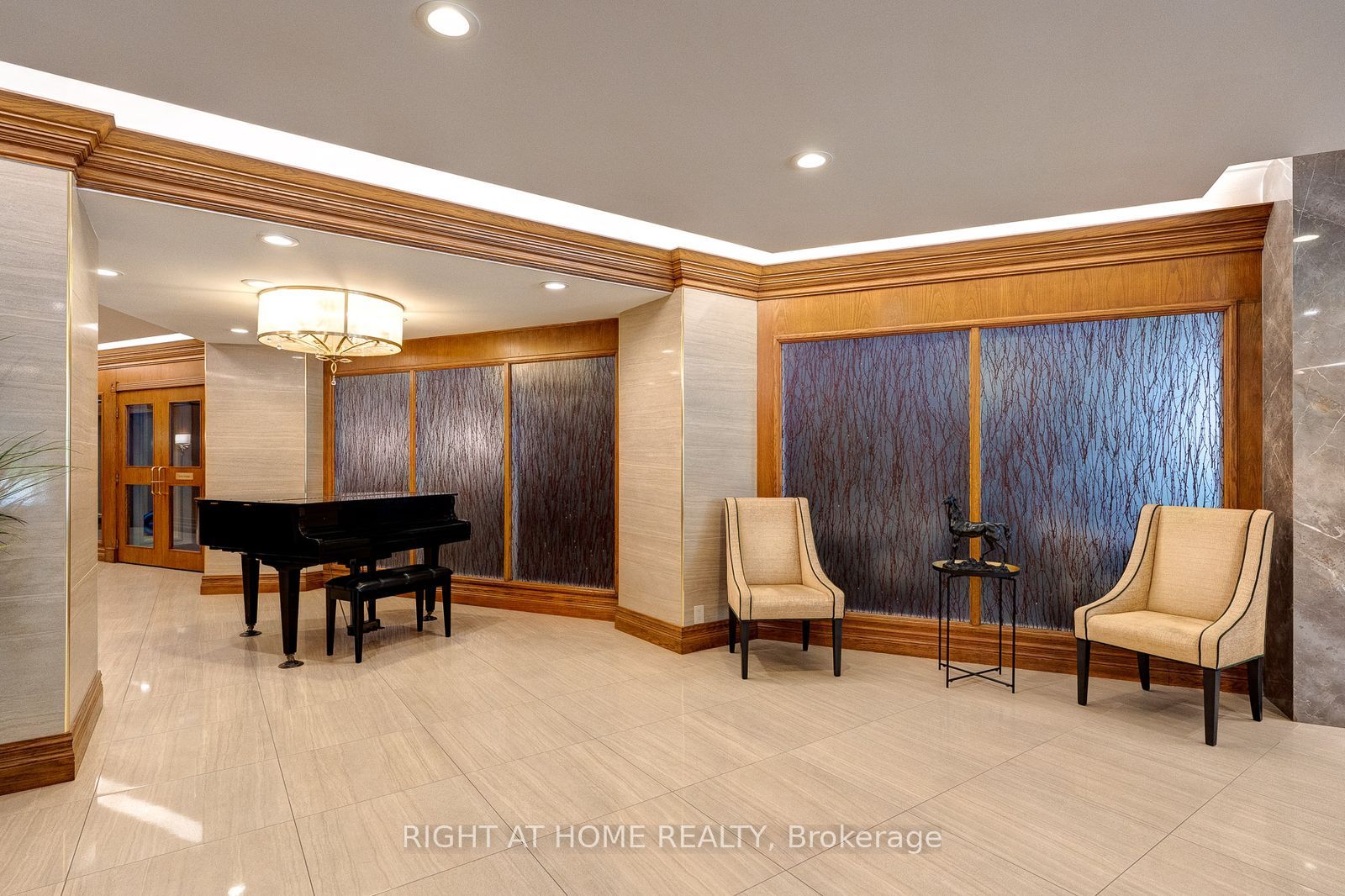 610 Bullock Drive 1116, Markham, ON L3R 0G1 photo 5