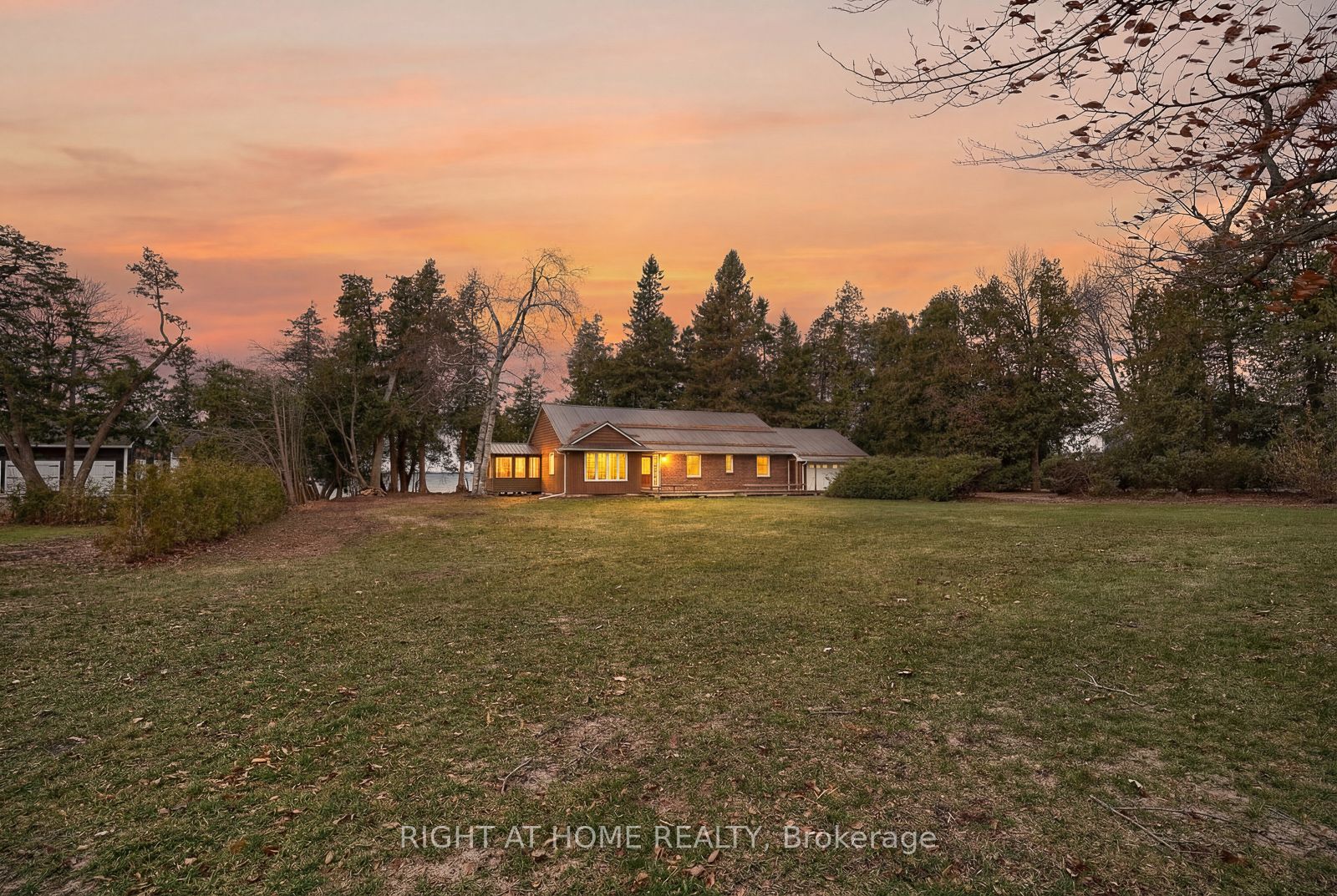 5 Albert Street W, Brock, ON L0K 1A0
