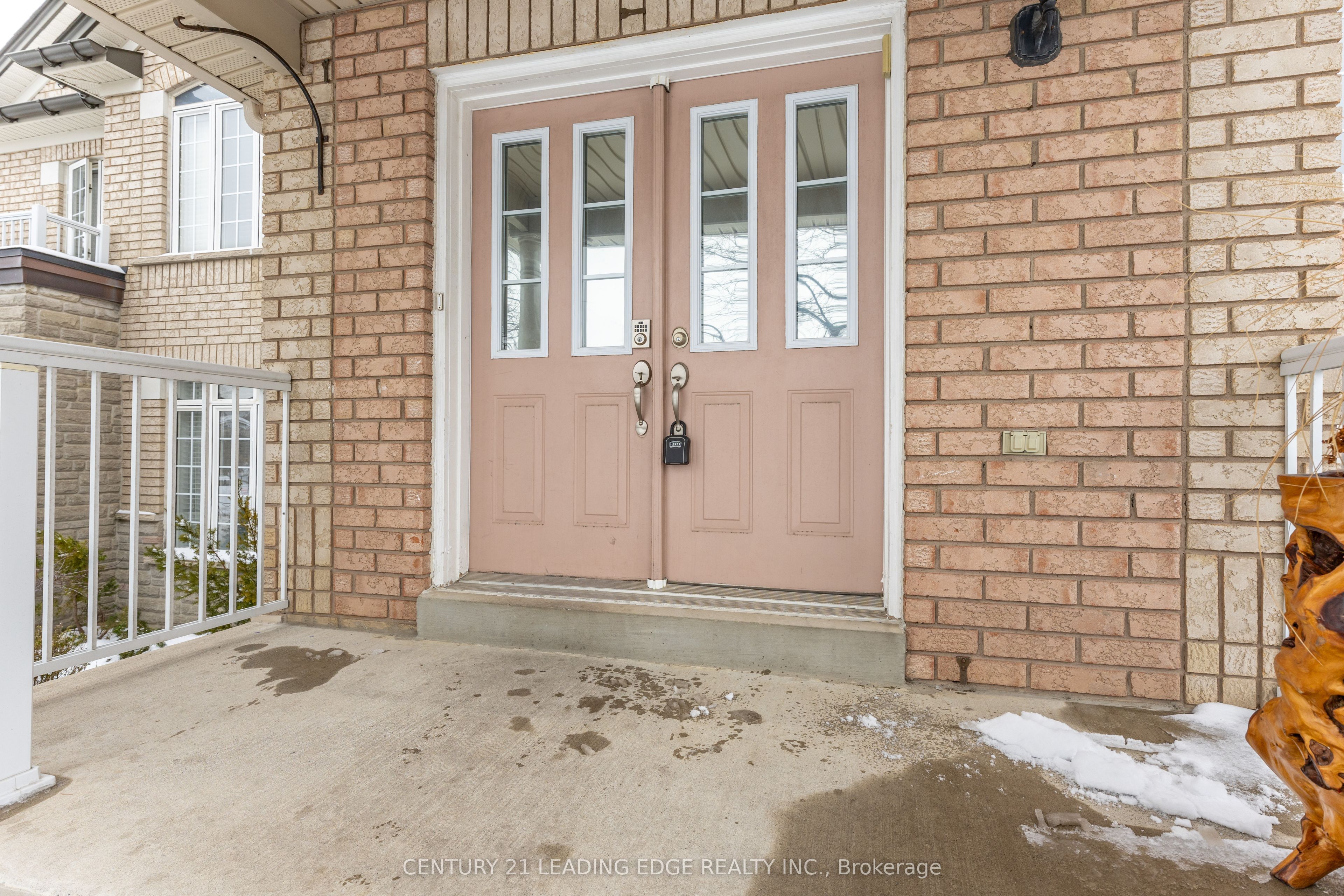 20 Bucksaw Drive, Vaughan, ON L4H 2H6 photo 3