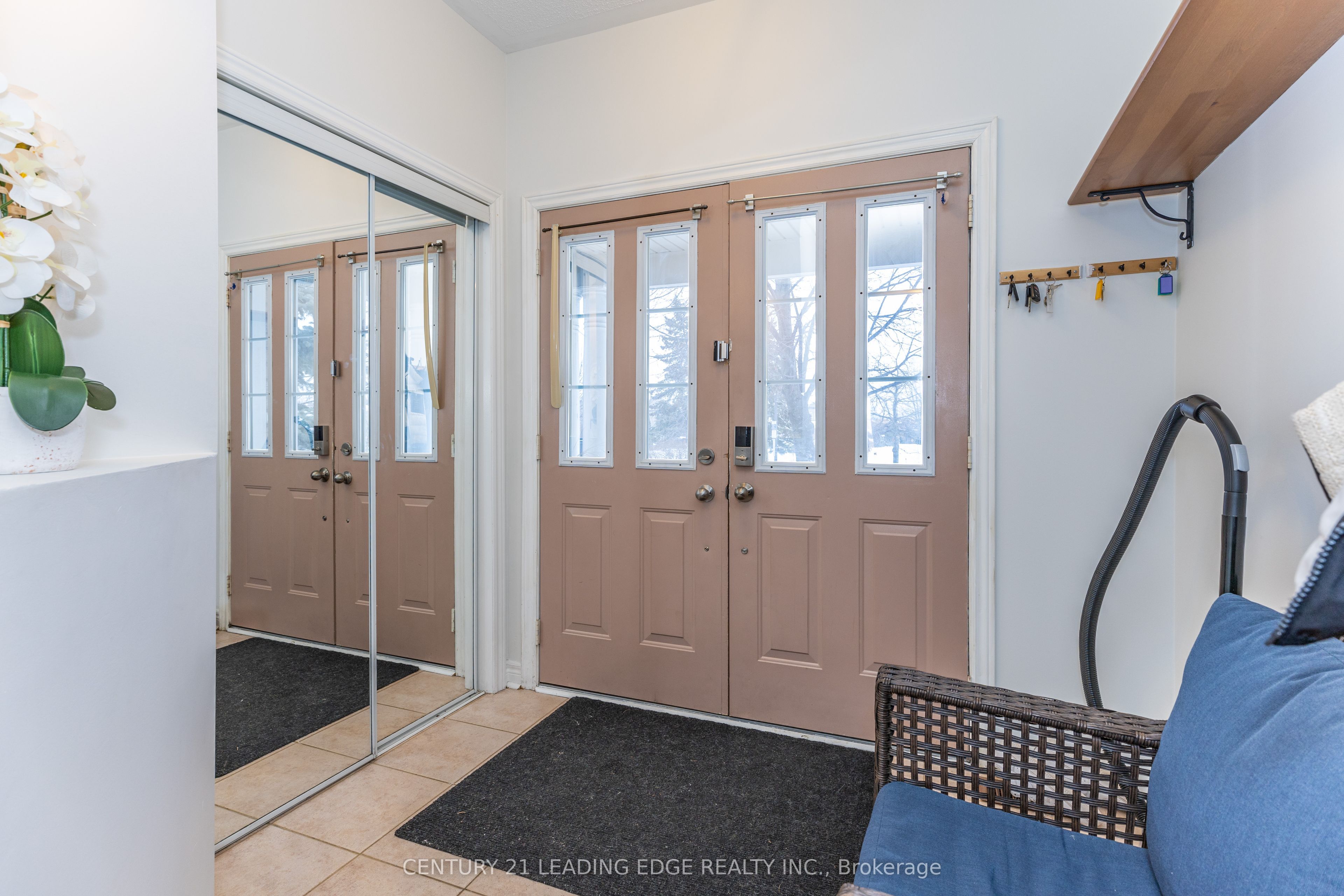 20 Bucksaw Drive, Vaughan, ON L4H 2H6 photo 4