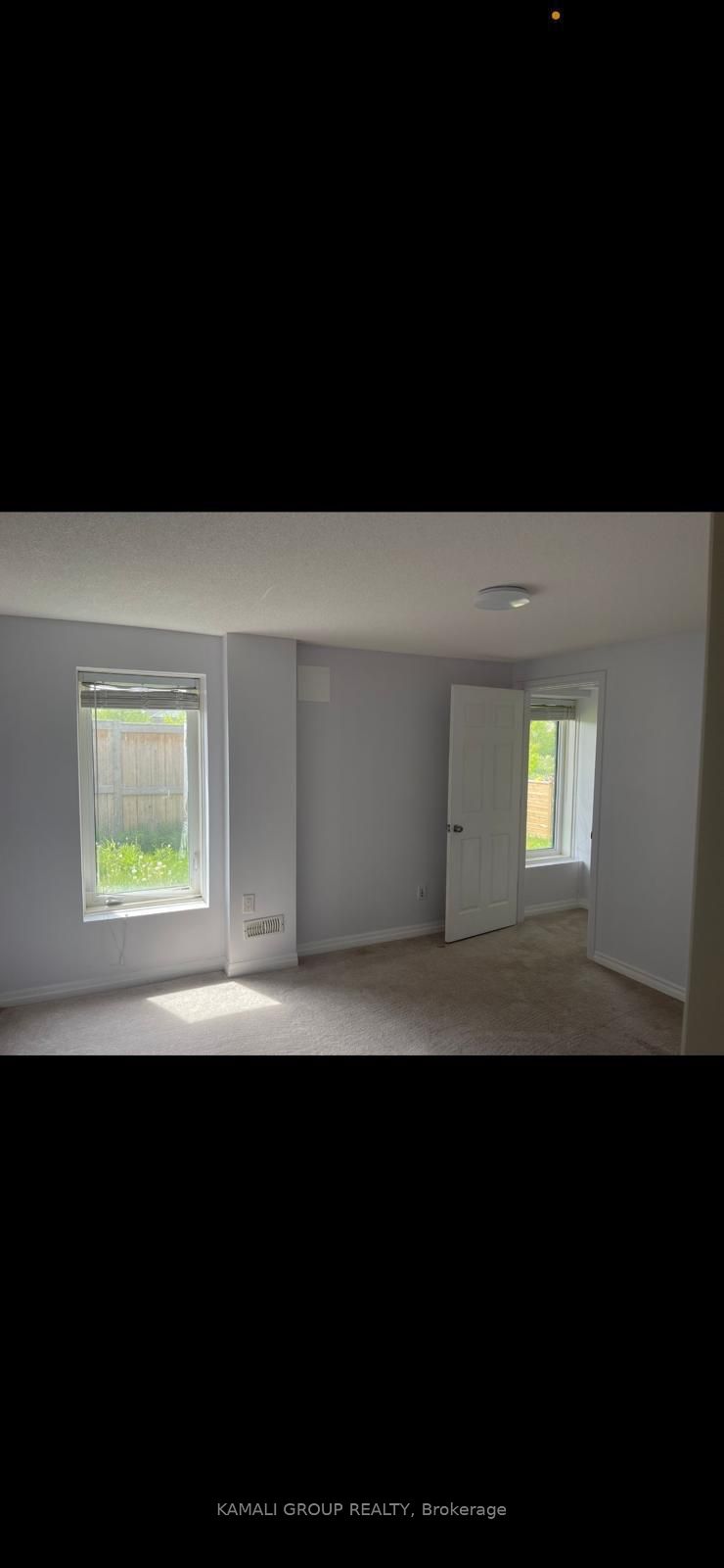 130 Vantage Loop Basement, Newmarket, ON L3X 0K8 photo 4