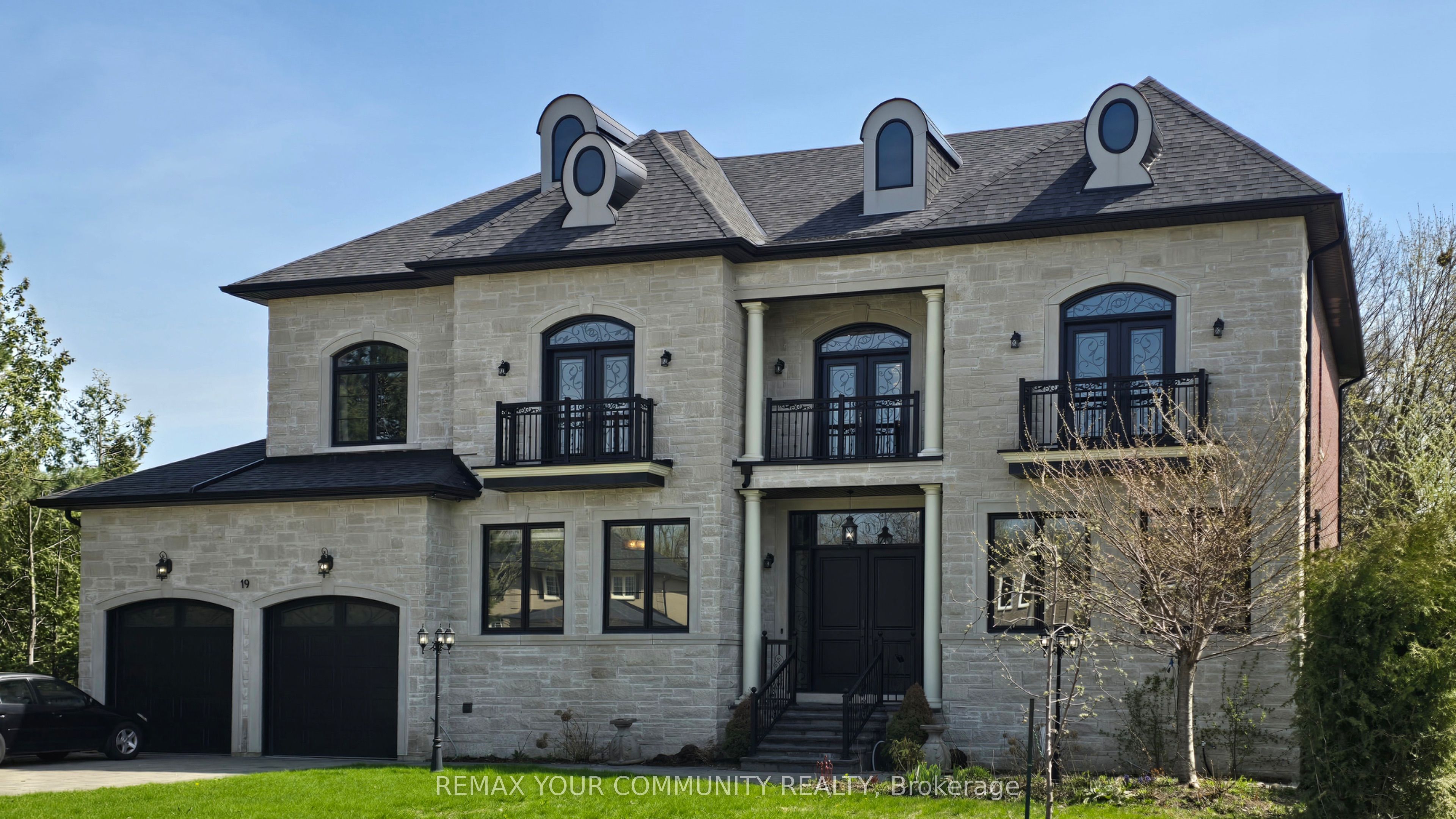 19 Blyth Street, Richmond Hill, ON L4E 2Y2 photo 4