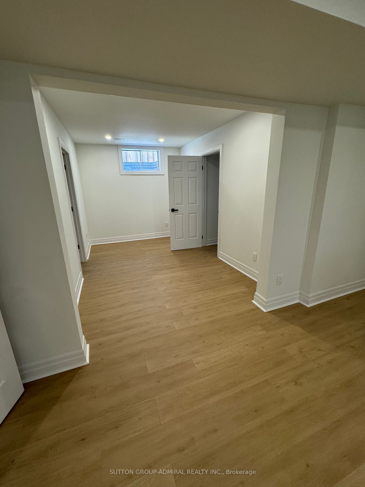 23 Chatsworth Court Lower, Vaughan, ON L4L 7G3 photo 5