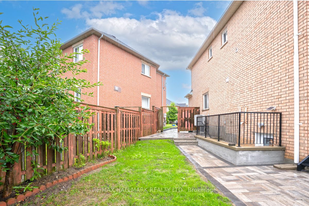 77 Wheelwright Drive Bsmt, Richmond Hill, ON L4E 5A1 photo 4