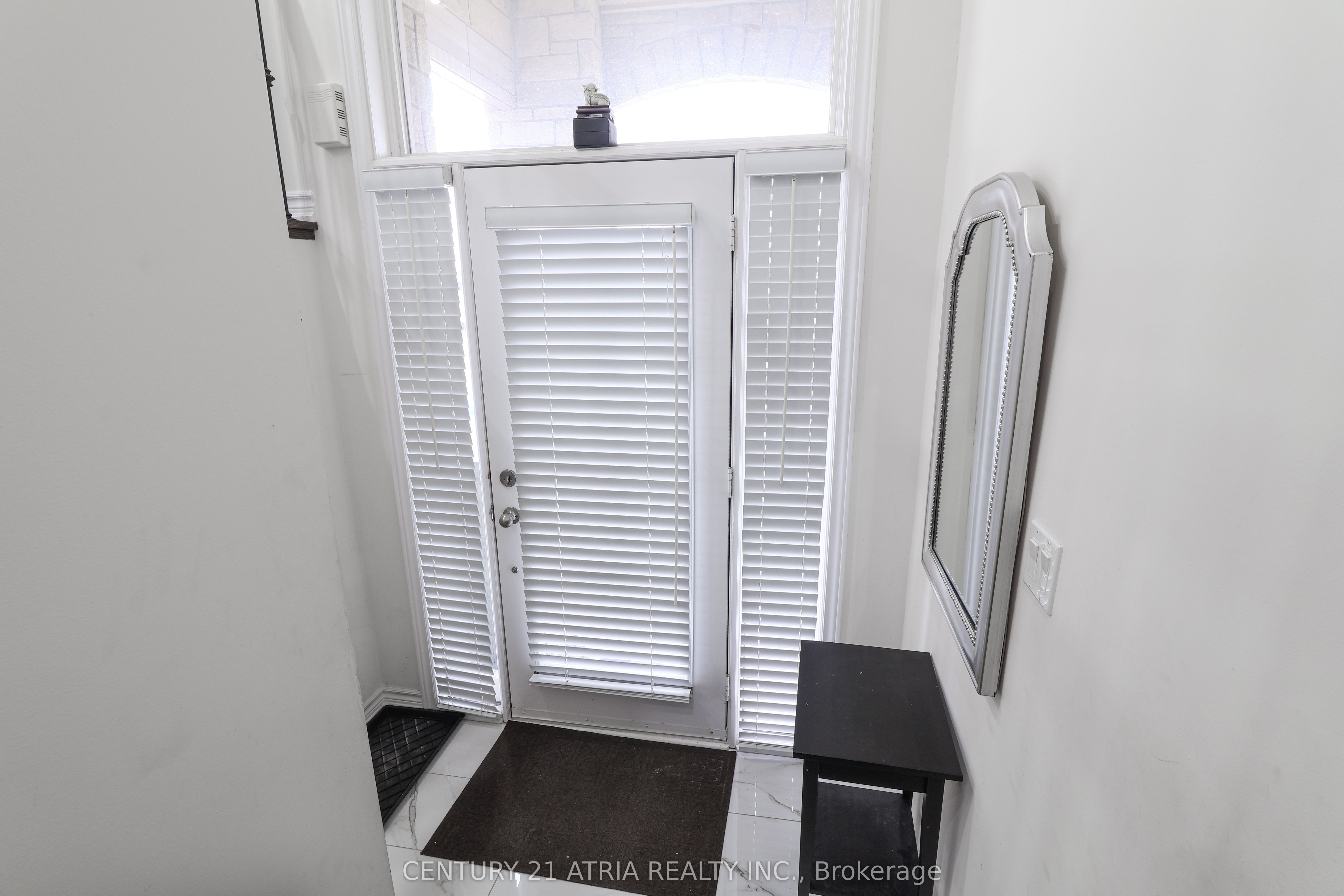 134 Dundonnell Place, Vaughan, ON L4H 4R8 photo 4