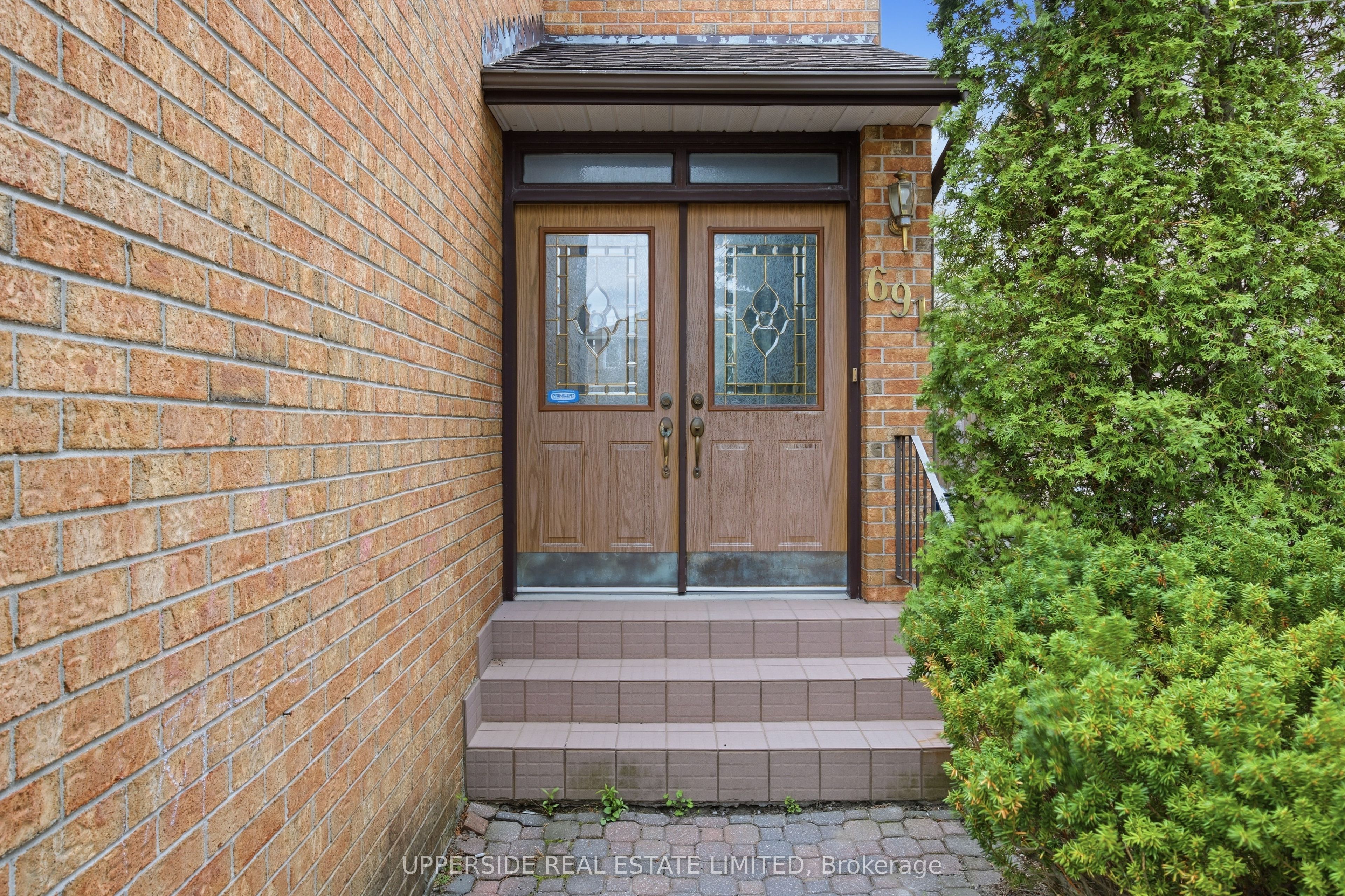 691 York Hill Boulevard, Vaughan, ON L4J 5G4 photo 2