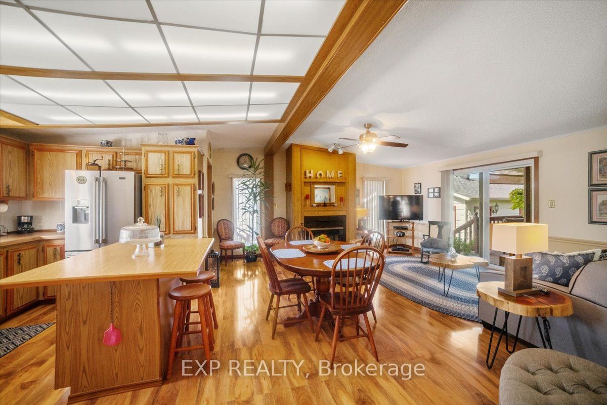 36 Juno Crescent, Georgina, ON L0E 1R0 photo 4