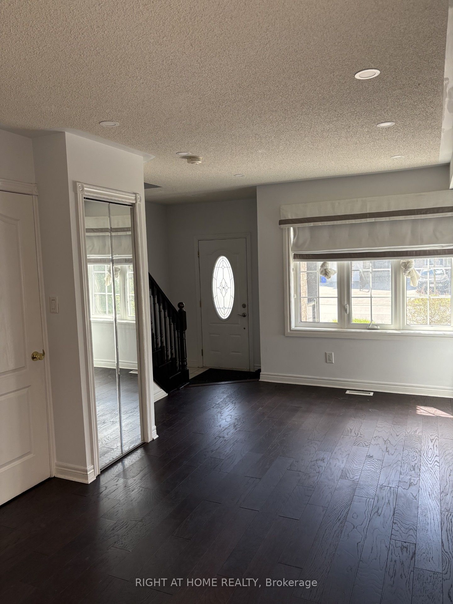 48 Grand Valley Boulevard, Vaughan, ON L6A 3K2 photo 2