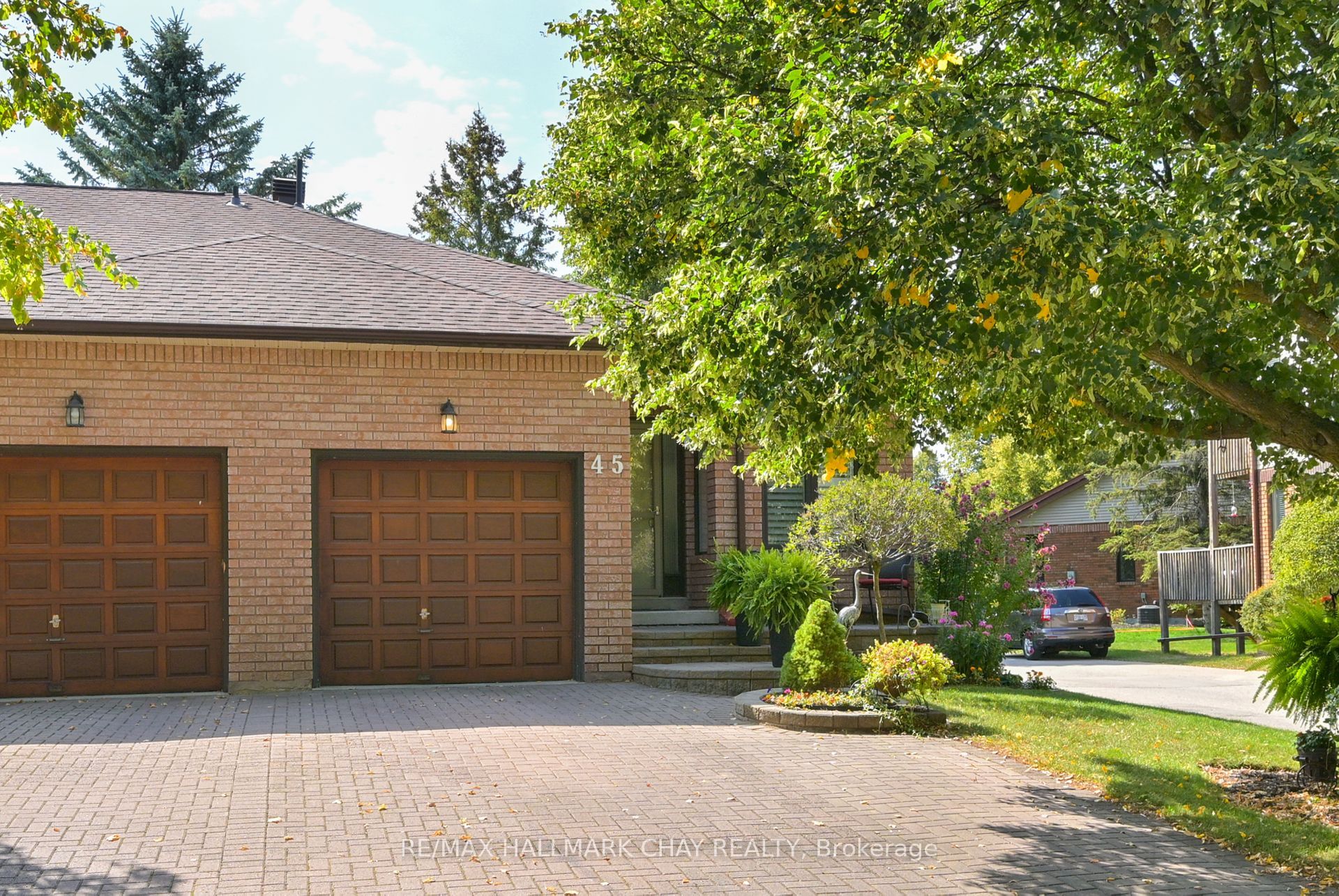 45 Green Briar Road, New Tecumseth, ON L9R 1R6 photo 2