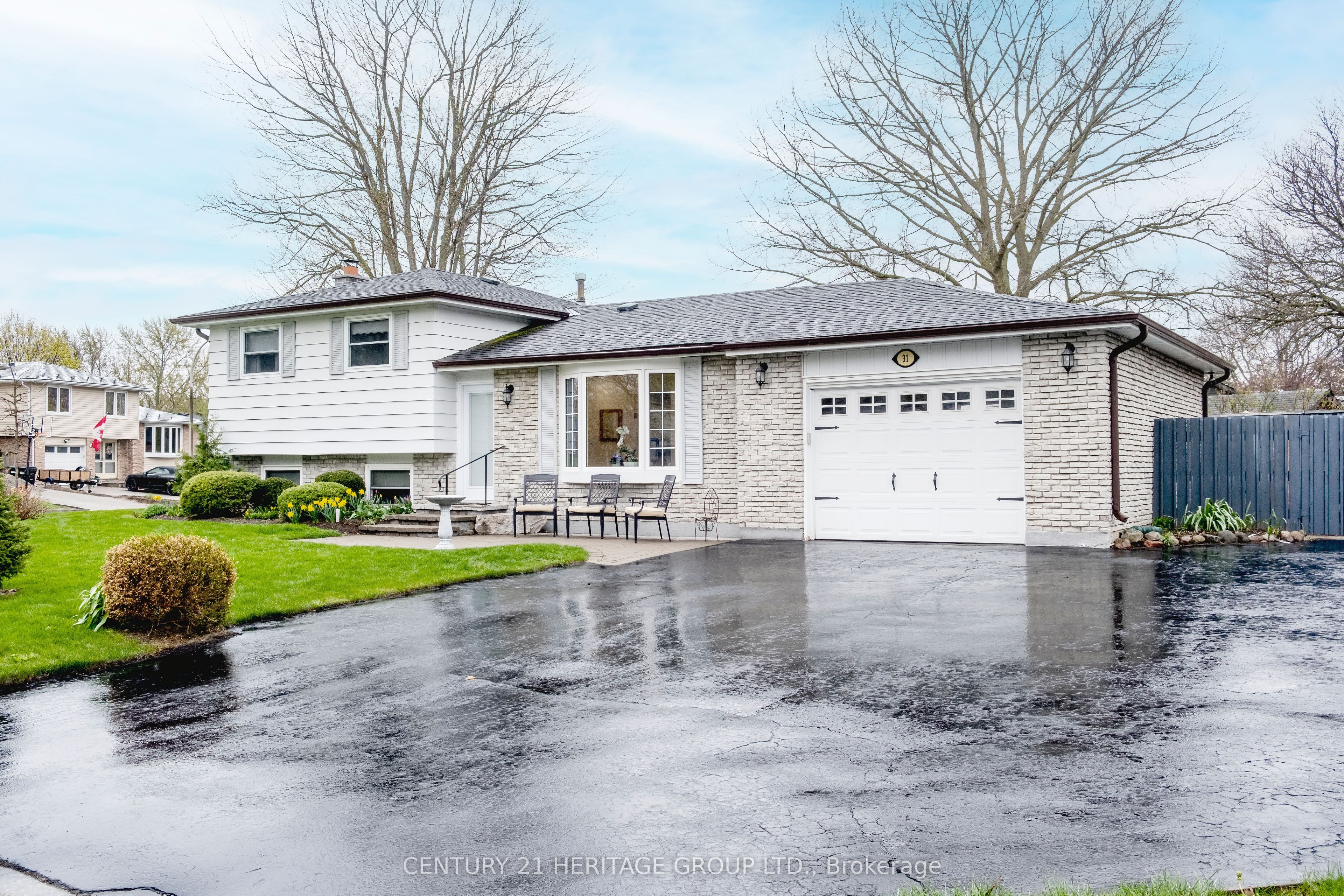 31 Mccague Crescent, New Tecumseth, ON L9R 1B2 photo 2