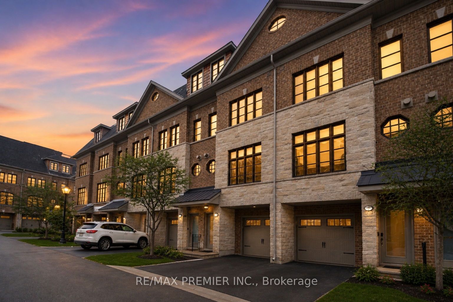 27 Powseland Crescent, Vaughan, ON L4L 0C5