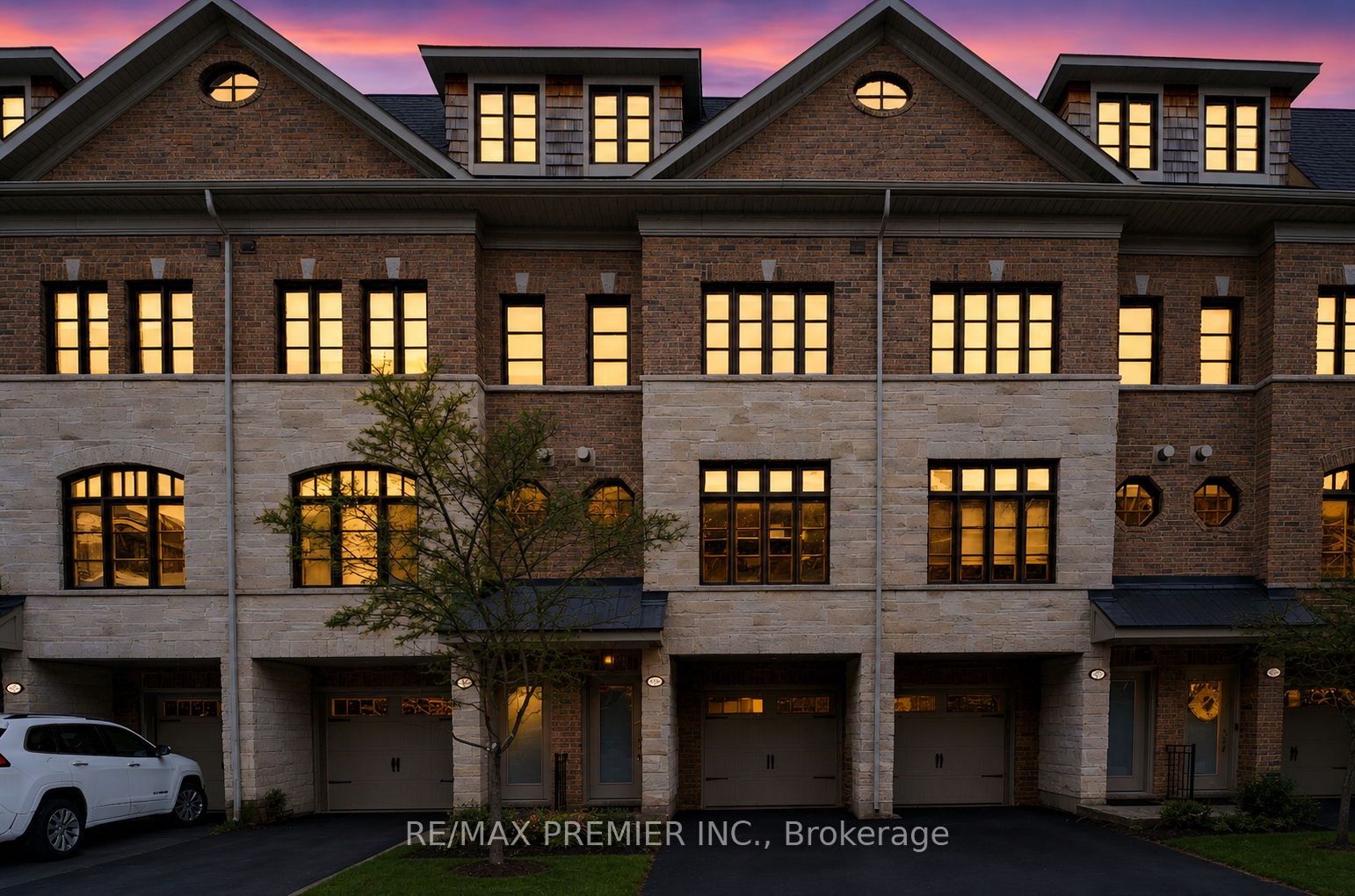 27 Powseland Crescent, Vaughan, ON L4L 0C5 photo 2