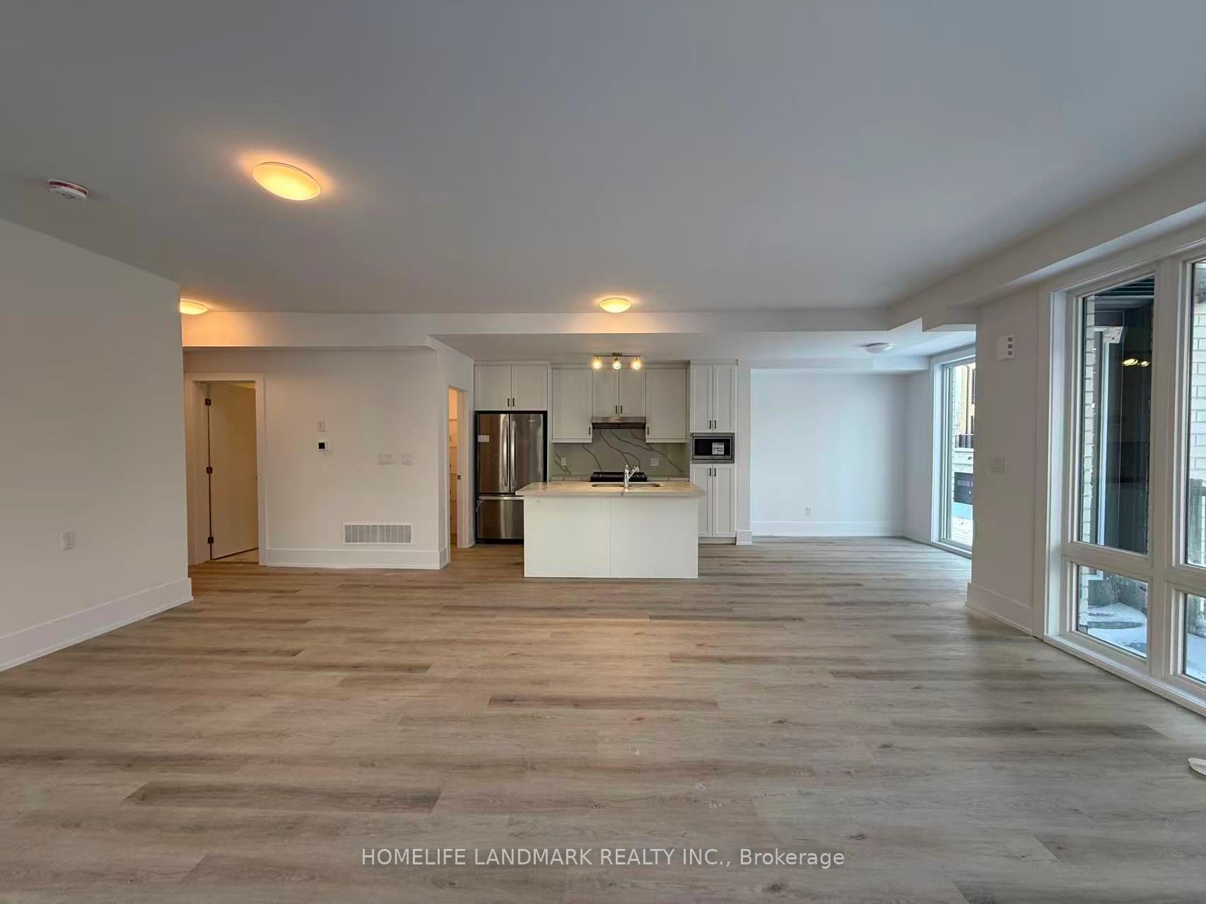 11 Kerns Lane, Richmond Hill, ON L4E 1M1