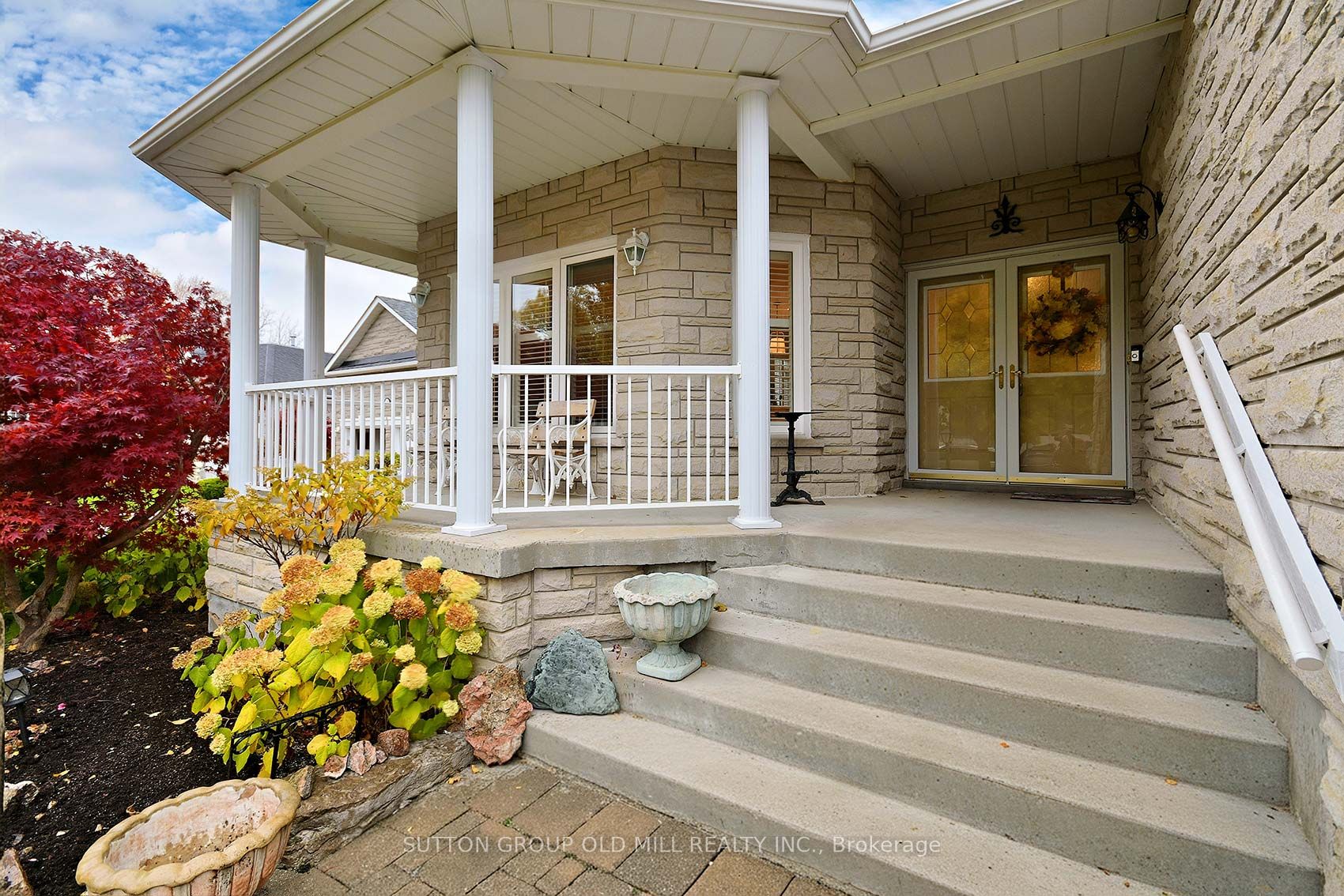 128 Carmela Avenue, Richmond Hill, ON L4E 2V6 photo 3