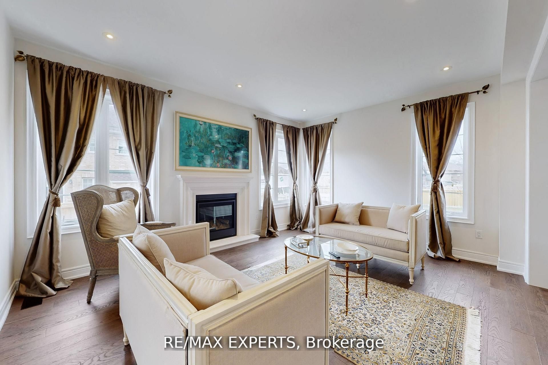 167 Frederick Pearson Street, East Gwillimbury, ON L9N 0Y8 photo 4
