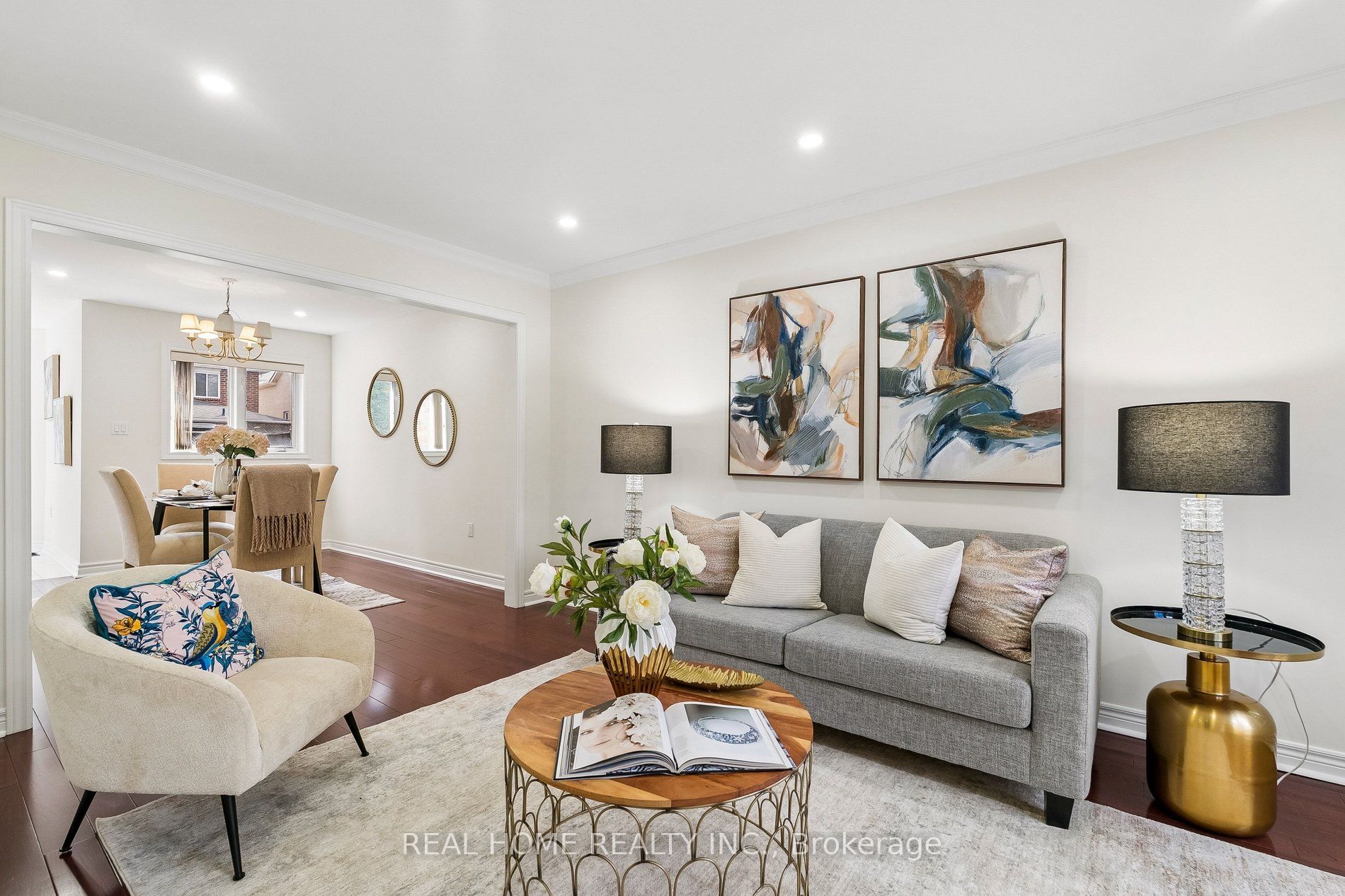31 Prince Drive, Bradford West Gwillimbury, ON L3Z 3B7 photo 5