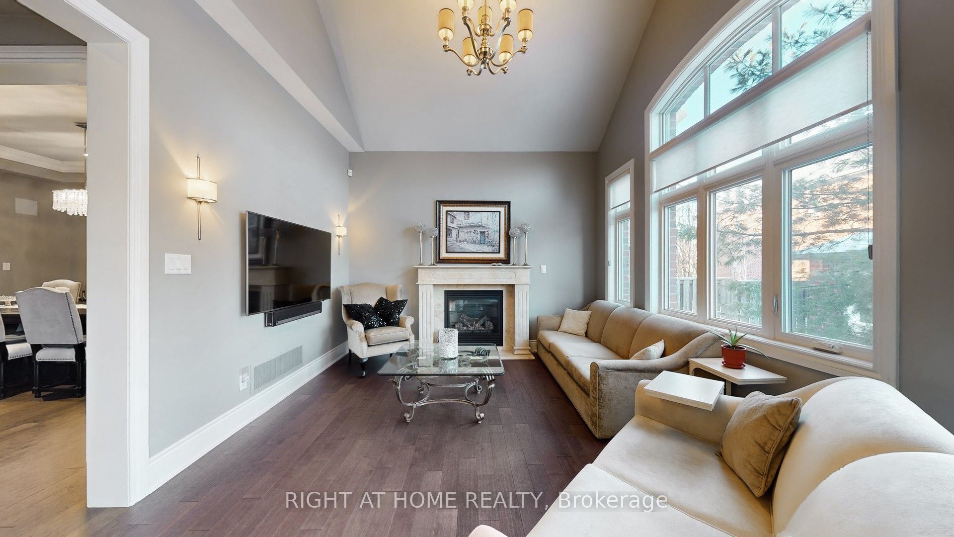 131 Robert Berry Crescent, King, ON L7B 0M3 photo 2