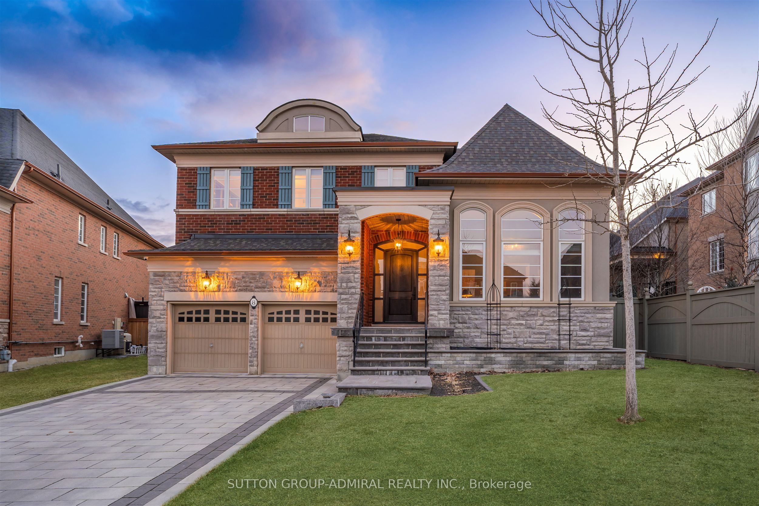 8 Chapel Gully Trail, King, ON L7B 0A1 photo 2