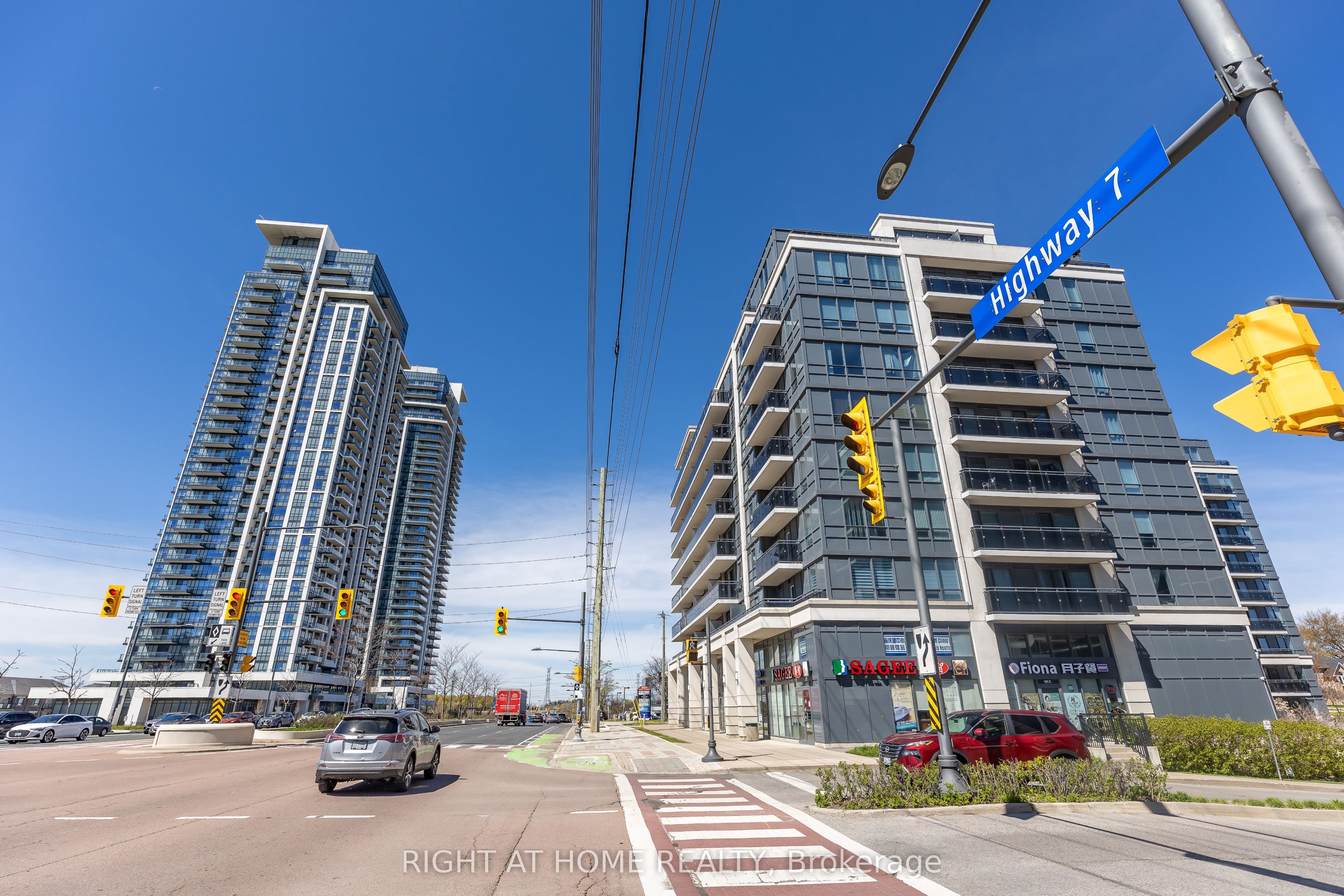 370 Highway 7 E 1021, Richmond Hill, ON L4B 0C4 photo 2