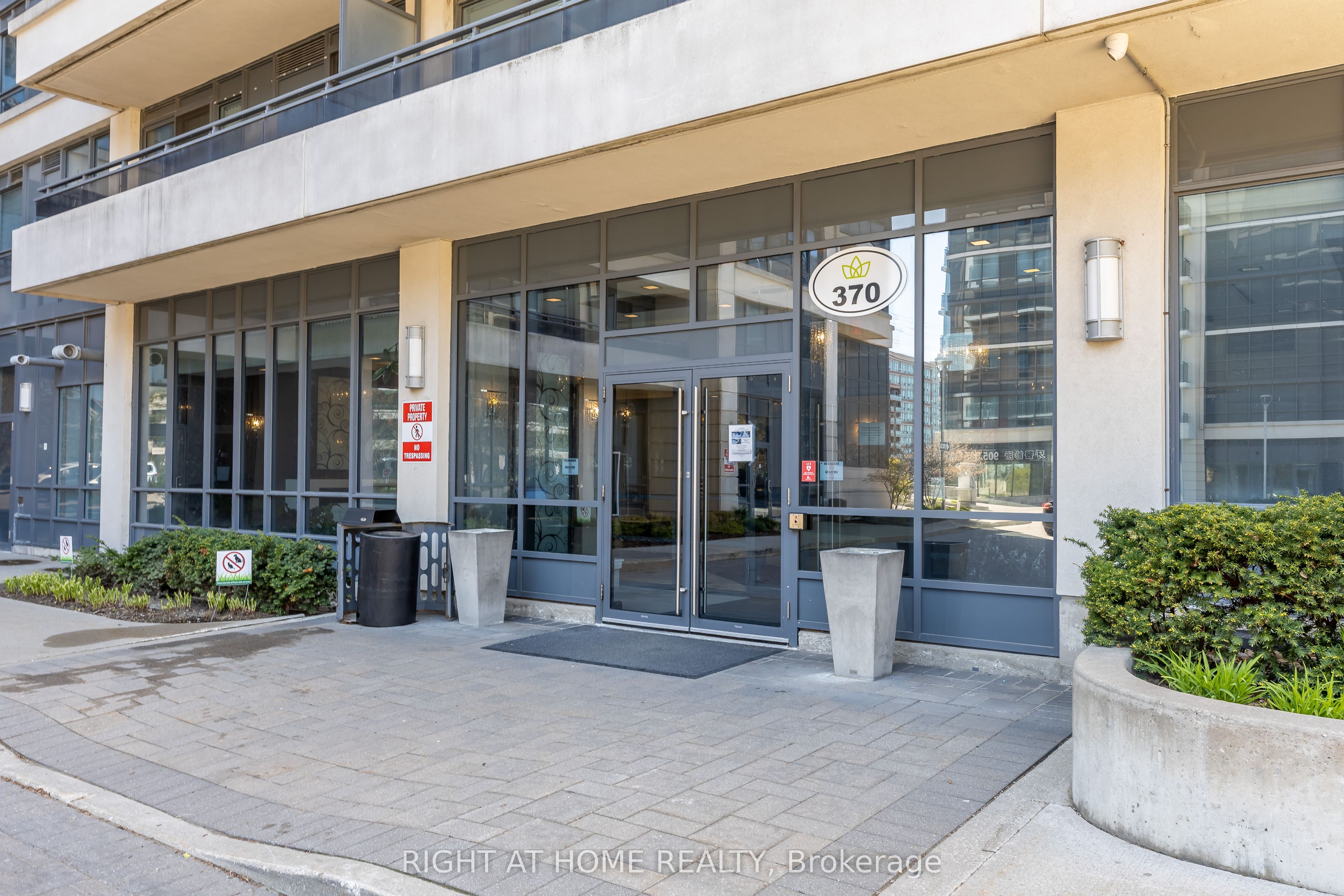370 Highway 7 E 1021, Richmond Hill, ON L4B 0C4 photo 5