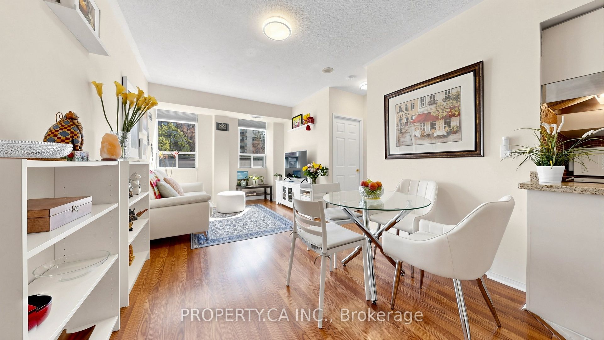 7398 Yonge Street 107, Vaughan, ON L4J 8J2 photo 2