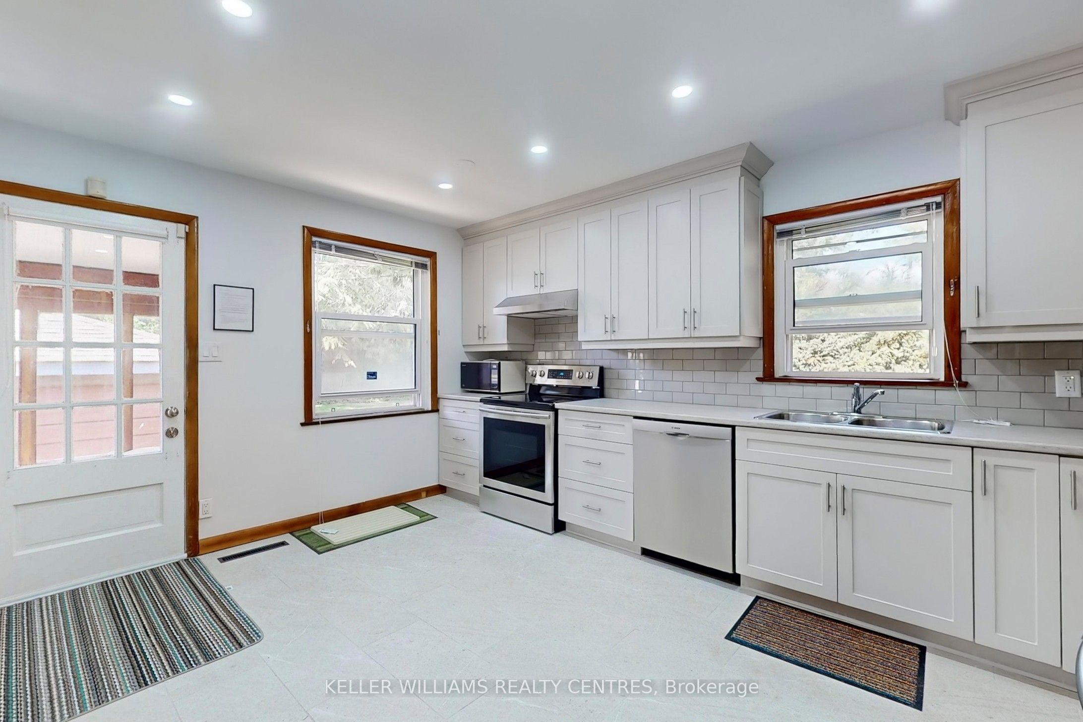 252 Elgin Mills Road W Unit A, Richmond Hill, ON L4C 4M2 photo 4
