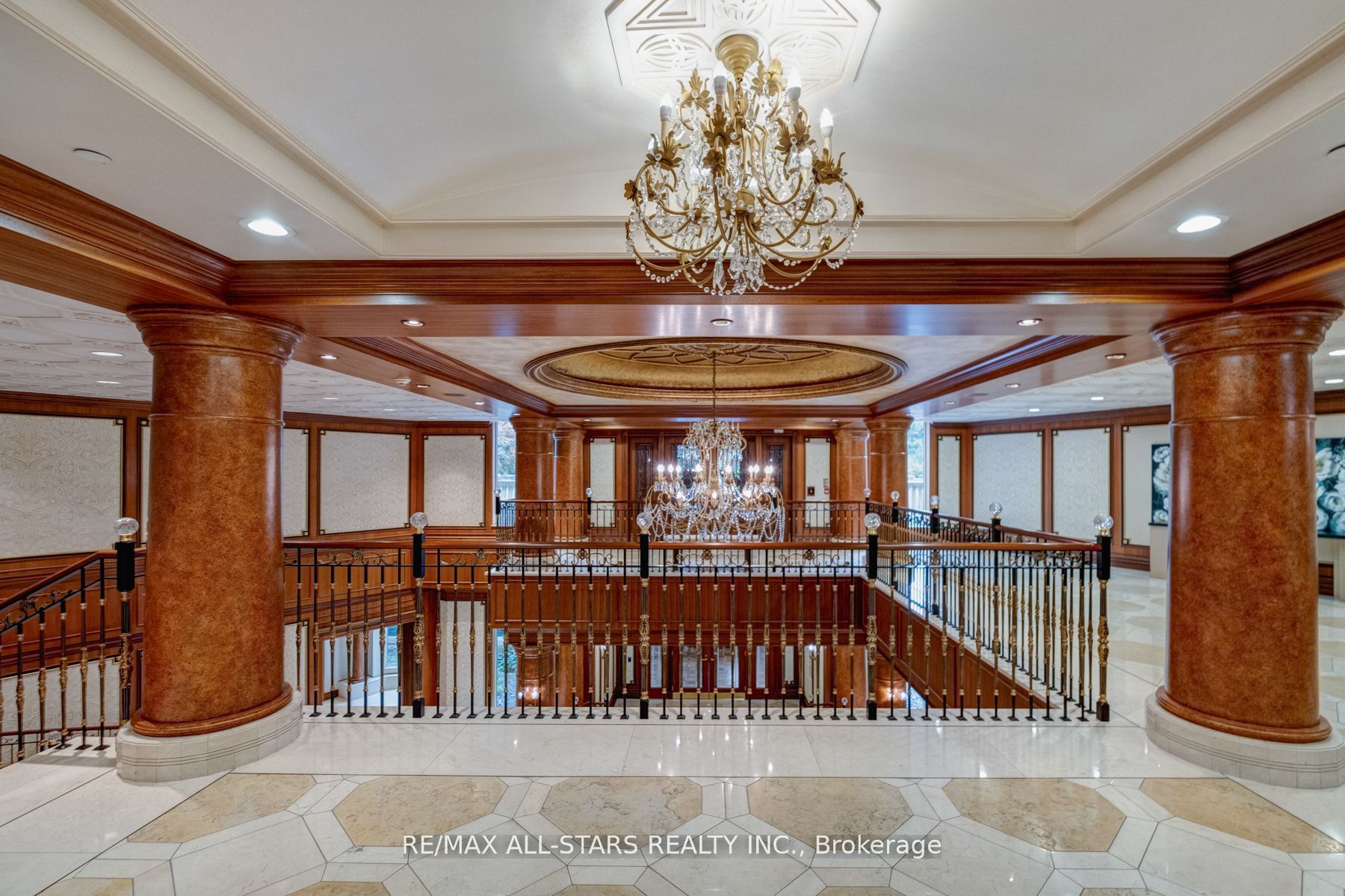 7071 Bayview Avenue 211, Markham, ON L3T 7Y8 photo 4