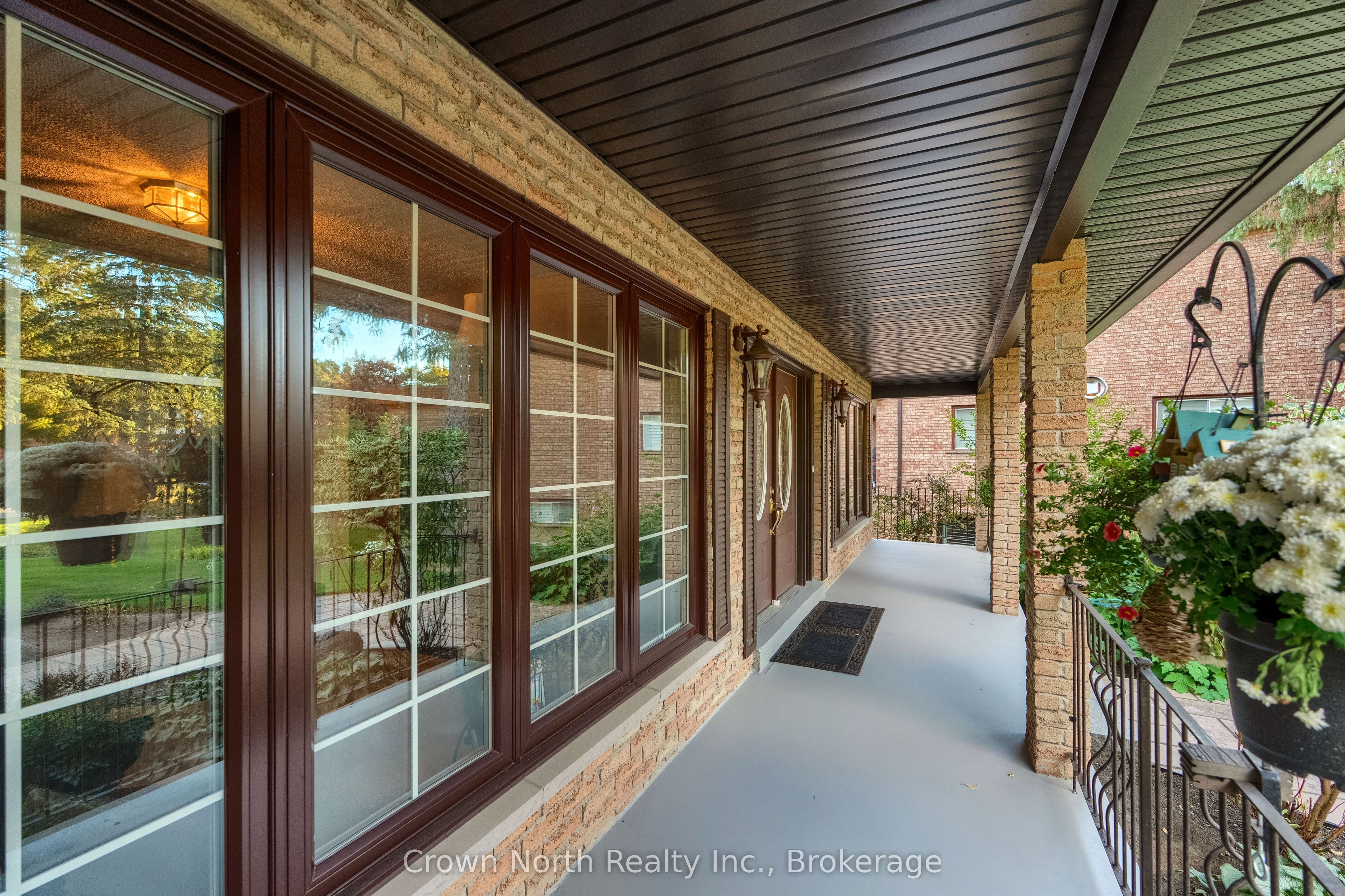 17 Black Willow Court, Richmond Hill, ON L4E 2M7 photo 5