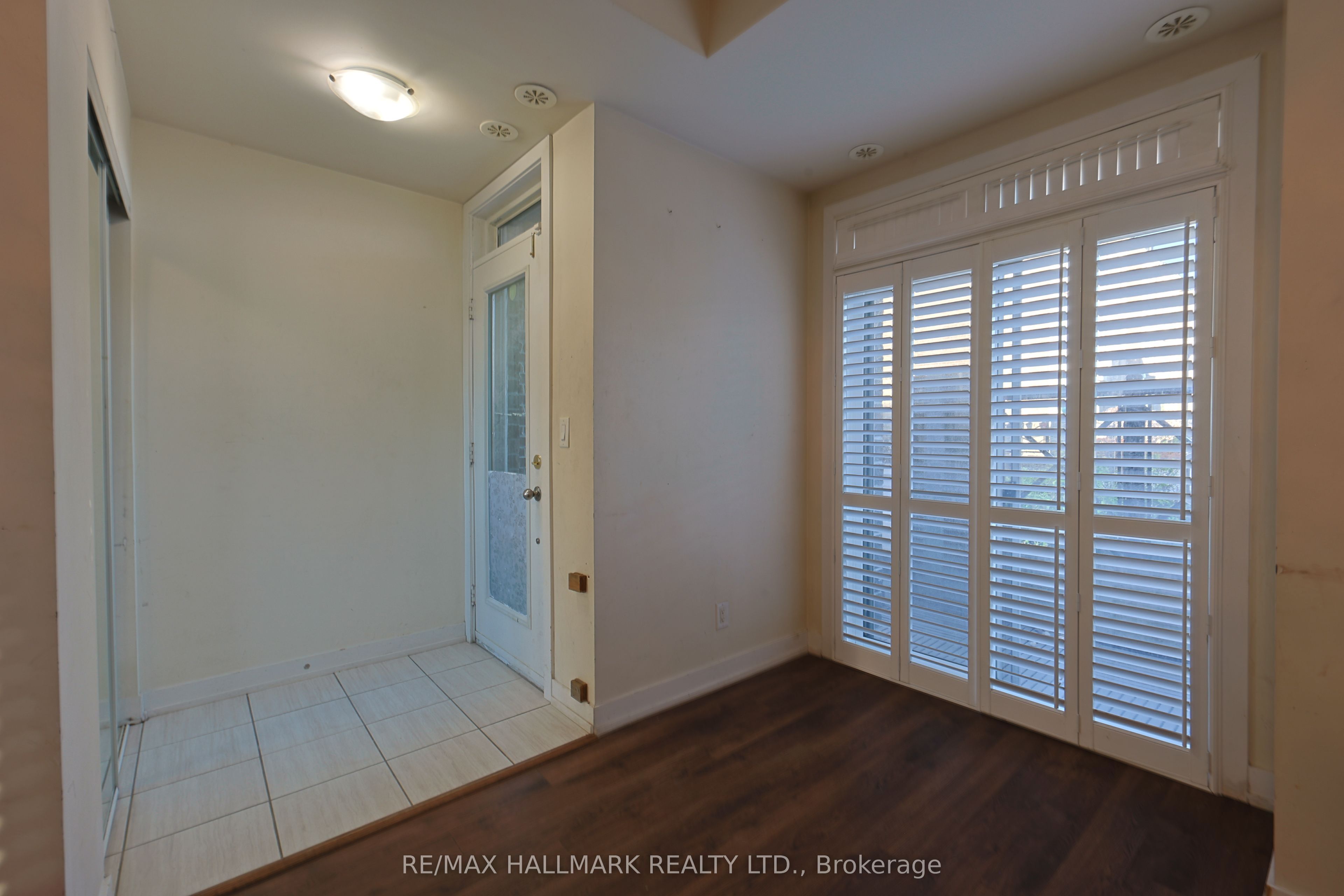 50 Dunsheath Way 609, Markham, ON L6B 1N3 photo 3