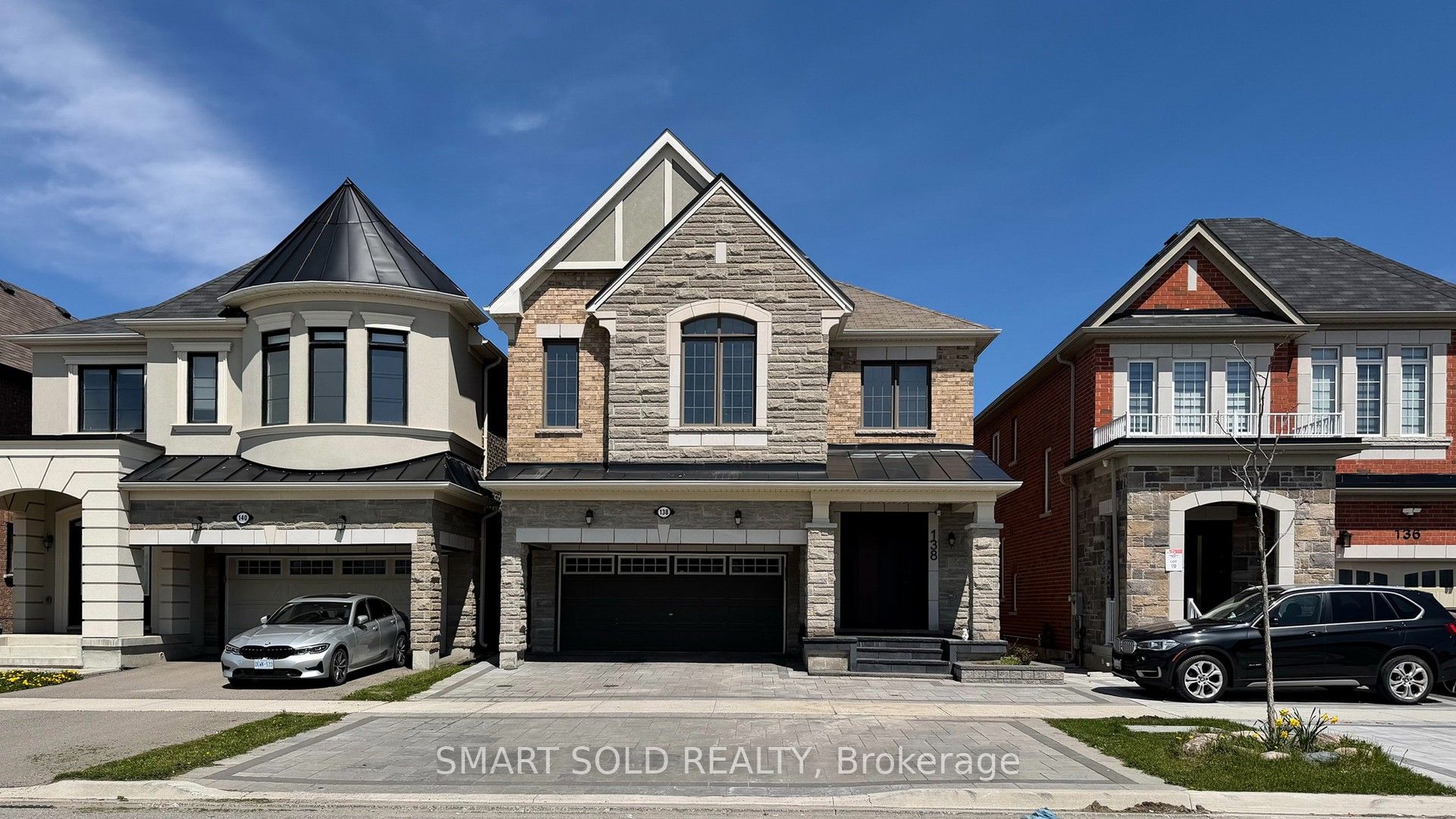 138 William F Bell Parkway, Richmond Hill, ON L4S 0L7 photo 3