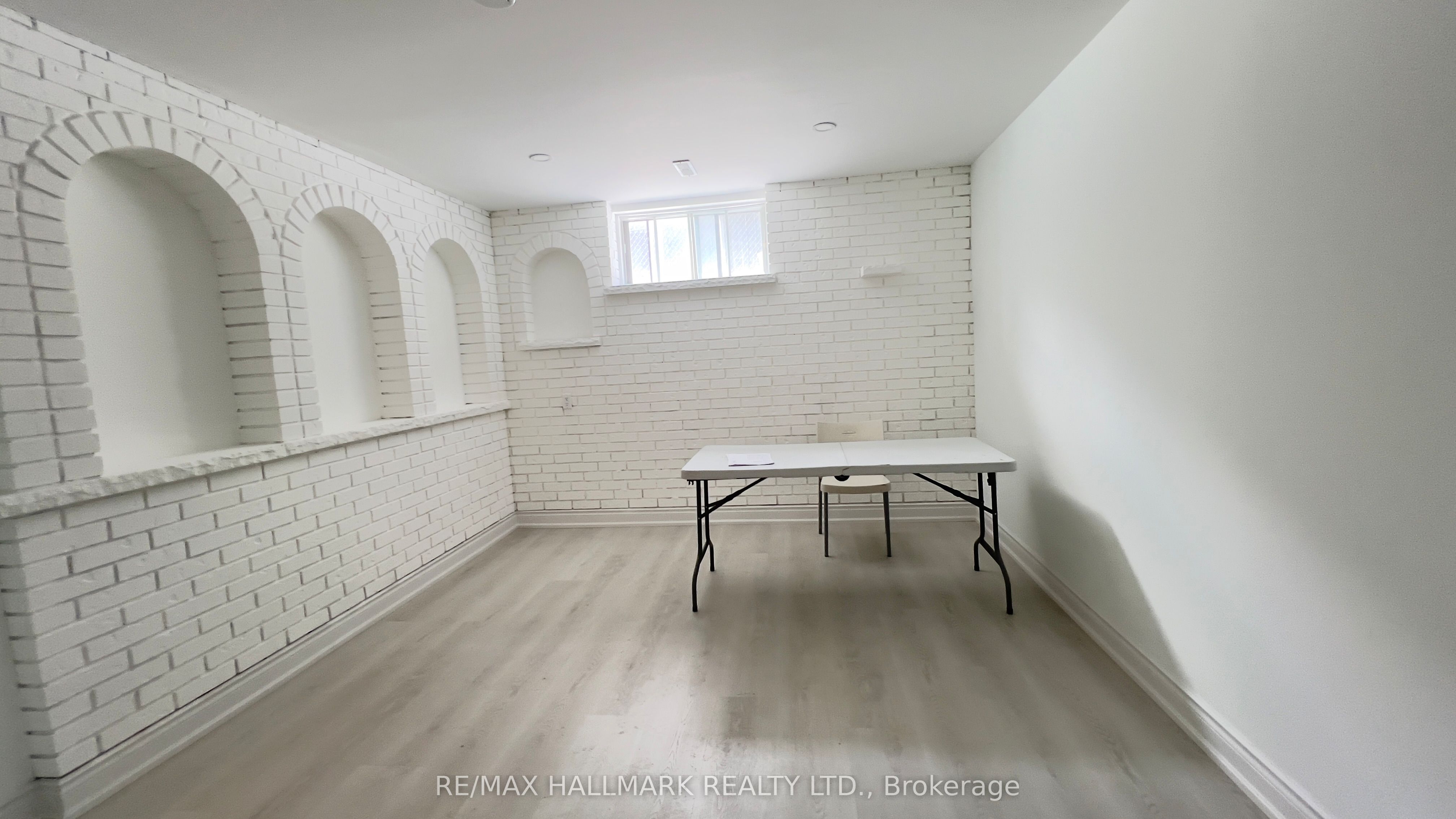 131 Southview Drive Basement, Vaughan, ON L4K 2K9 photo 4